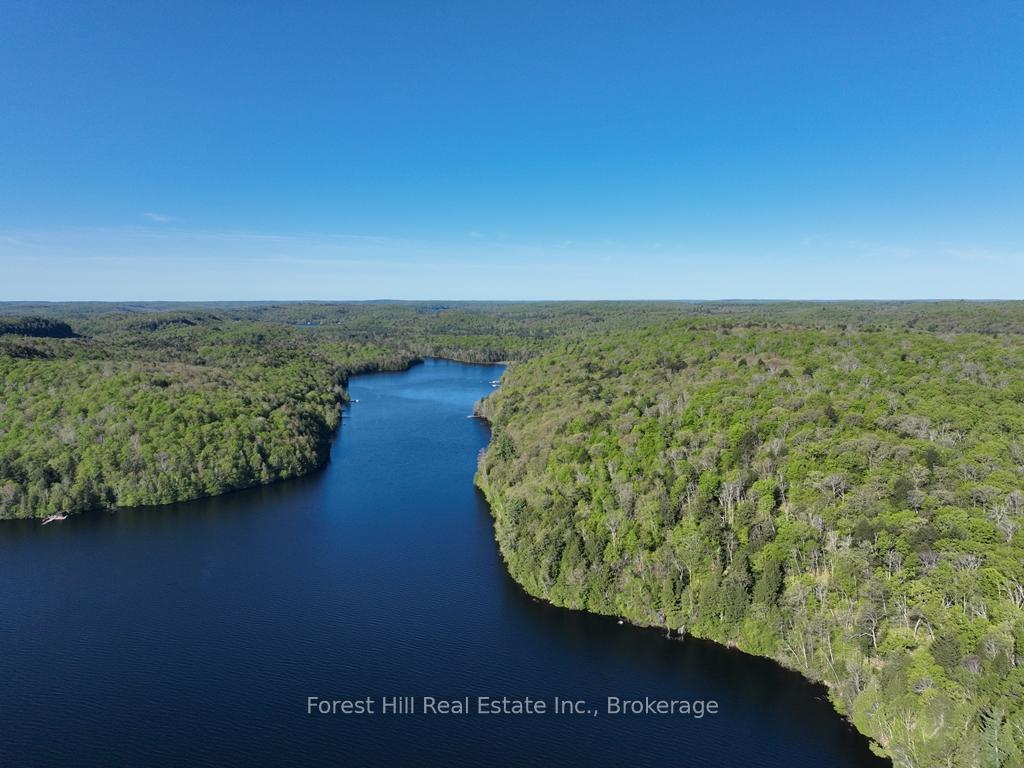 Photo 9 of 1582 North Creek Drive, Algonquin Highlands, McClintock — HOMEH