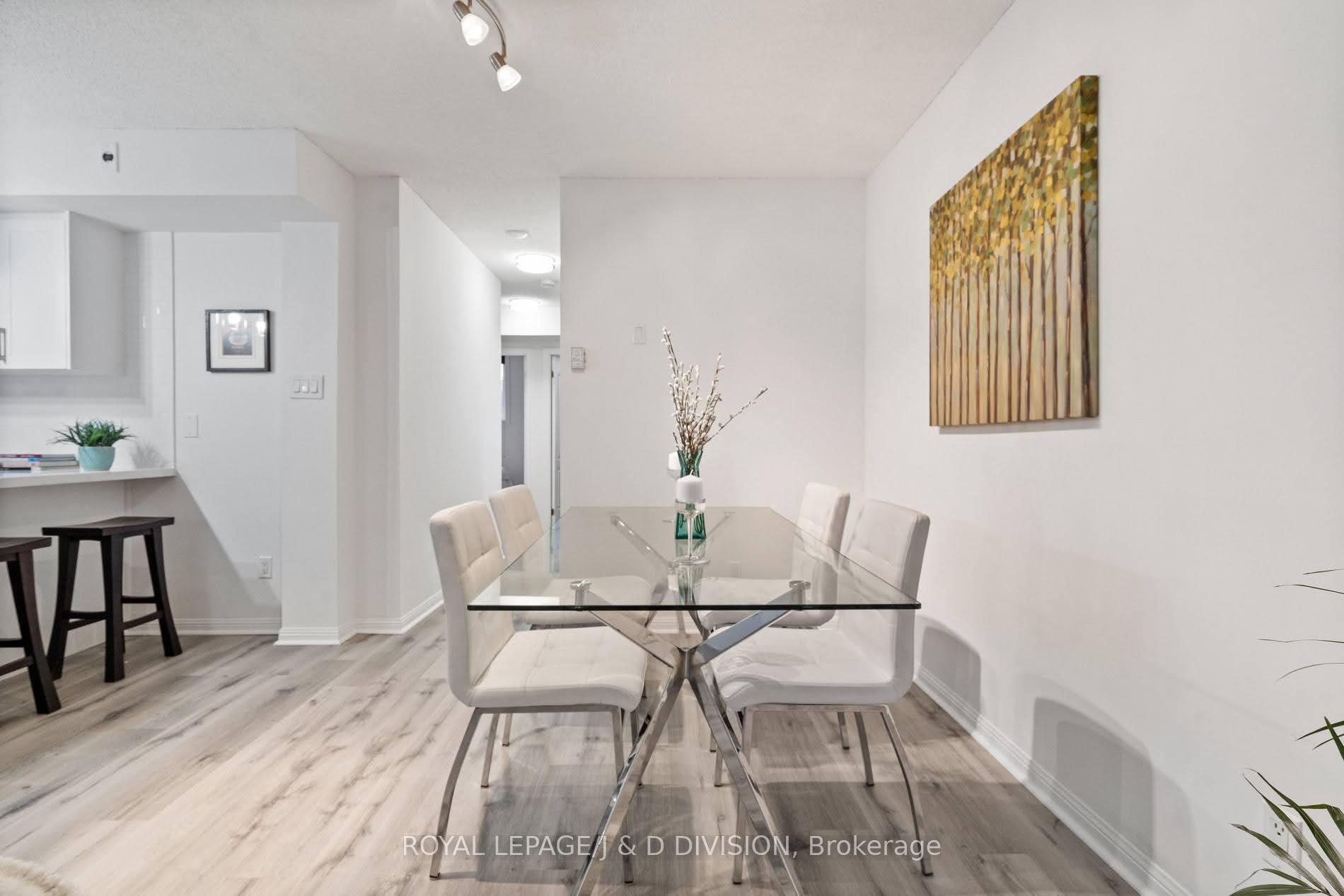 Photo 12 of Unit 902, 9 Shank Street, Toronto, Niagara — HOMEH