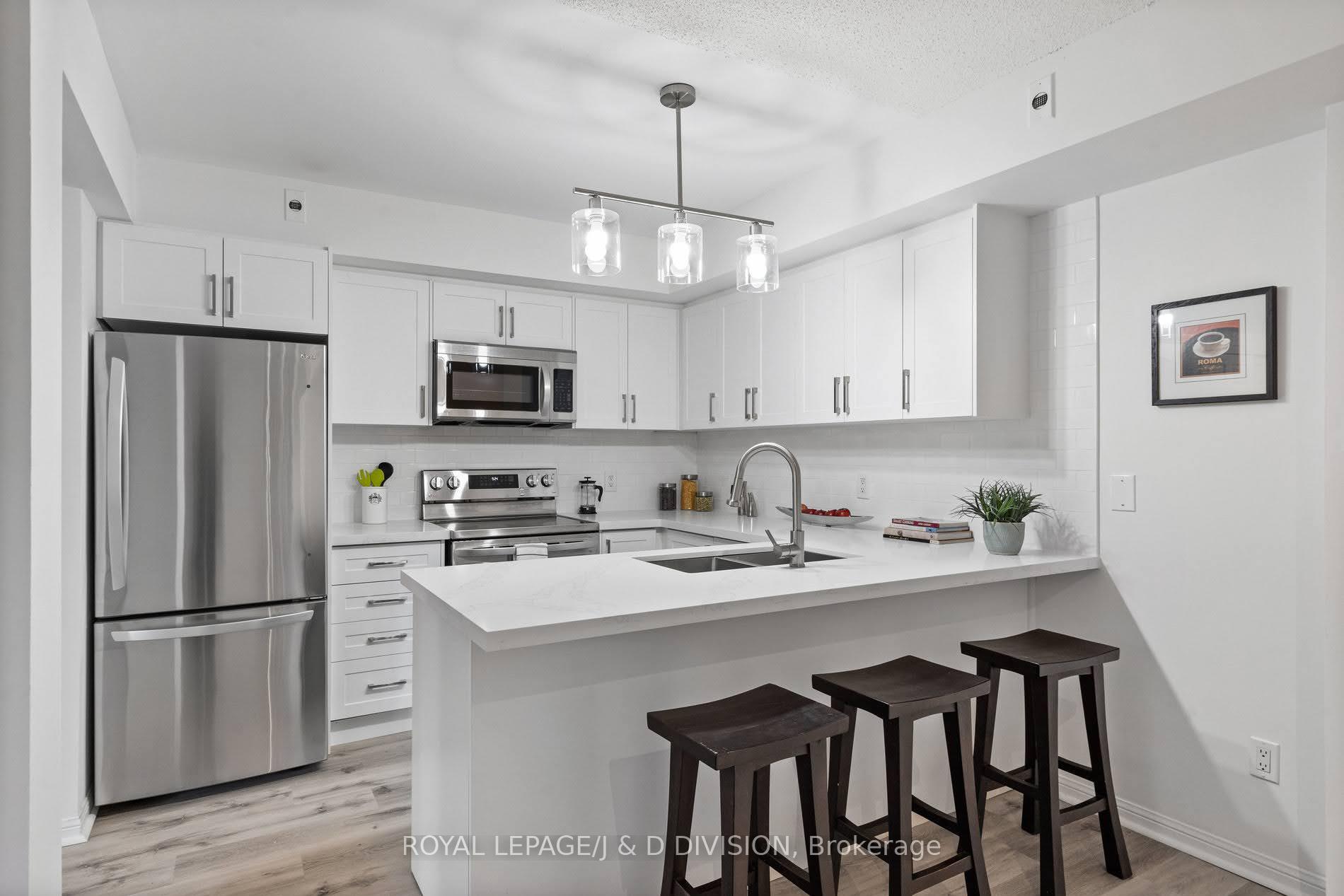 Photo 25 of Unit 902, 9 Shank Street, Toronto, Niagara — HOMEH