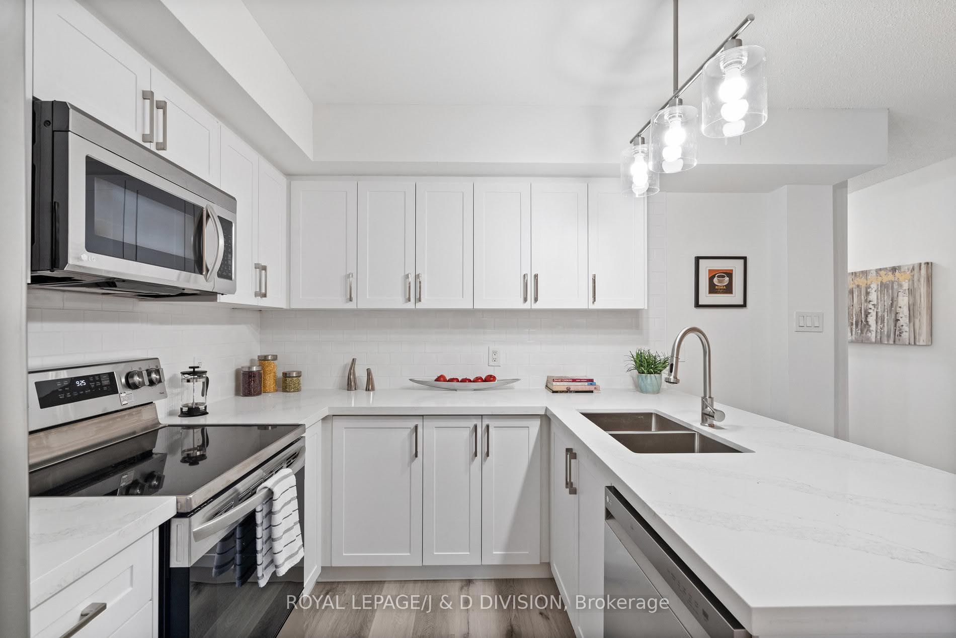 Photo 28 of Unit 902, 9 Shank Street, Toronto, Niagara — HOMEH