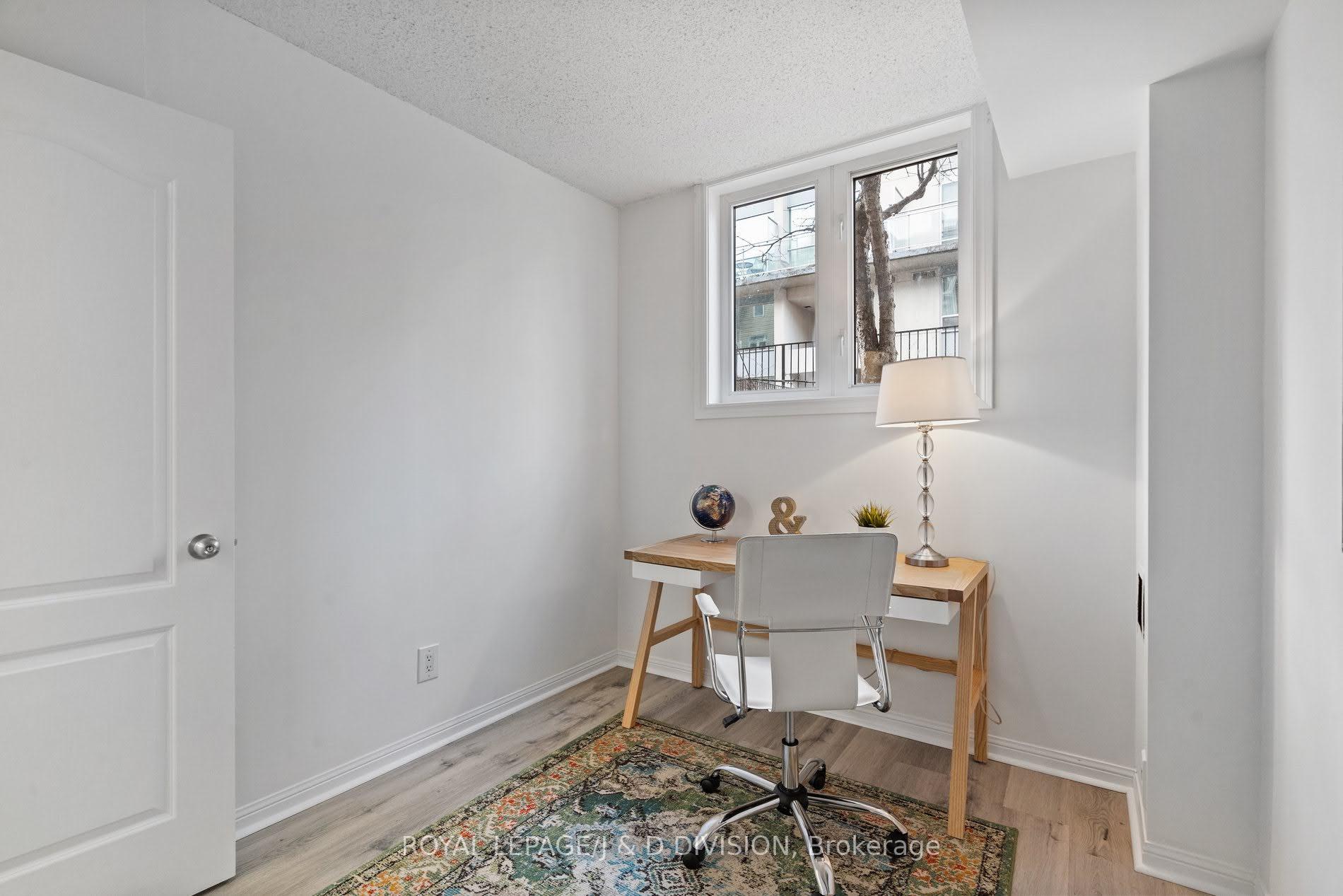 Photo 16 of Unit 902, 9 Shank Street, Toronto, Niagara — HOMEH