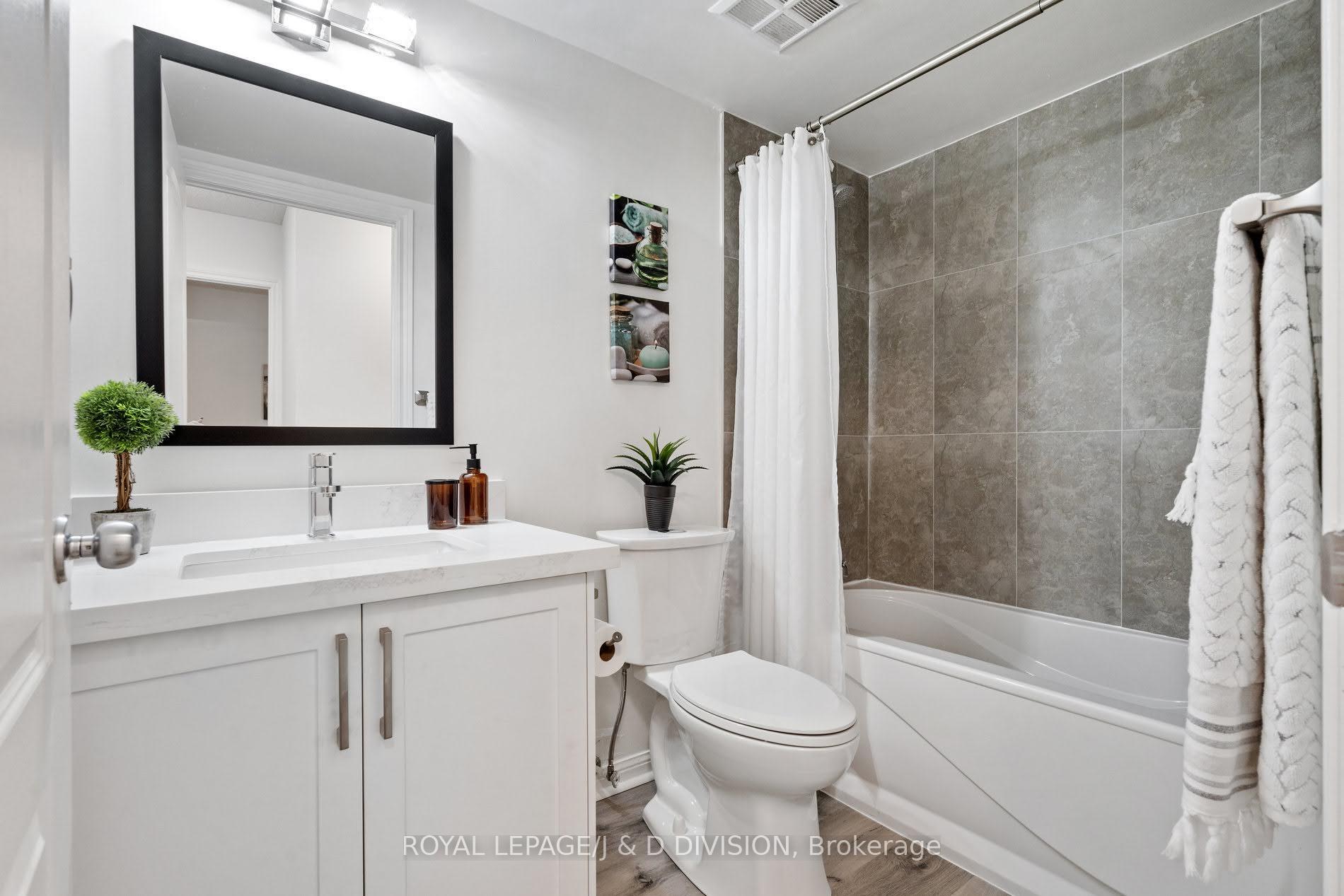 Photo 17 of Unit 902, 9 Shank Street, Toronto, Niagara — HOMEH