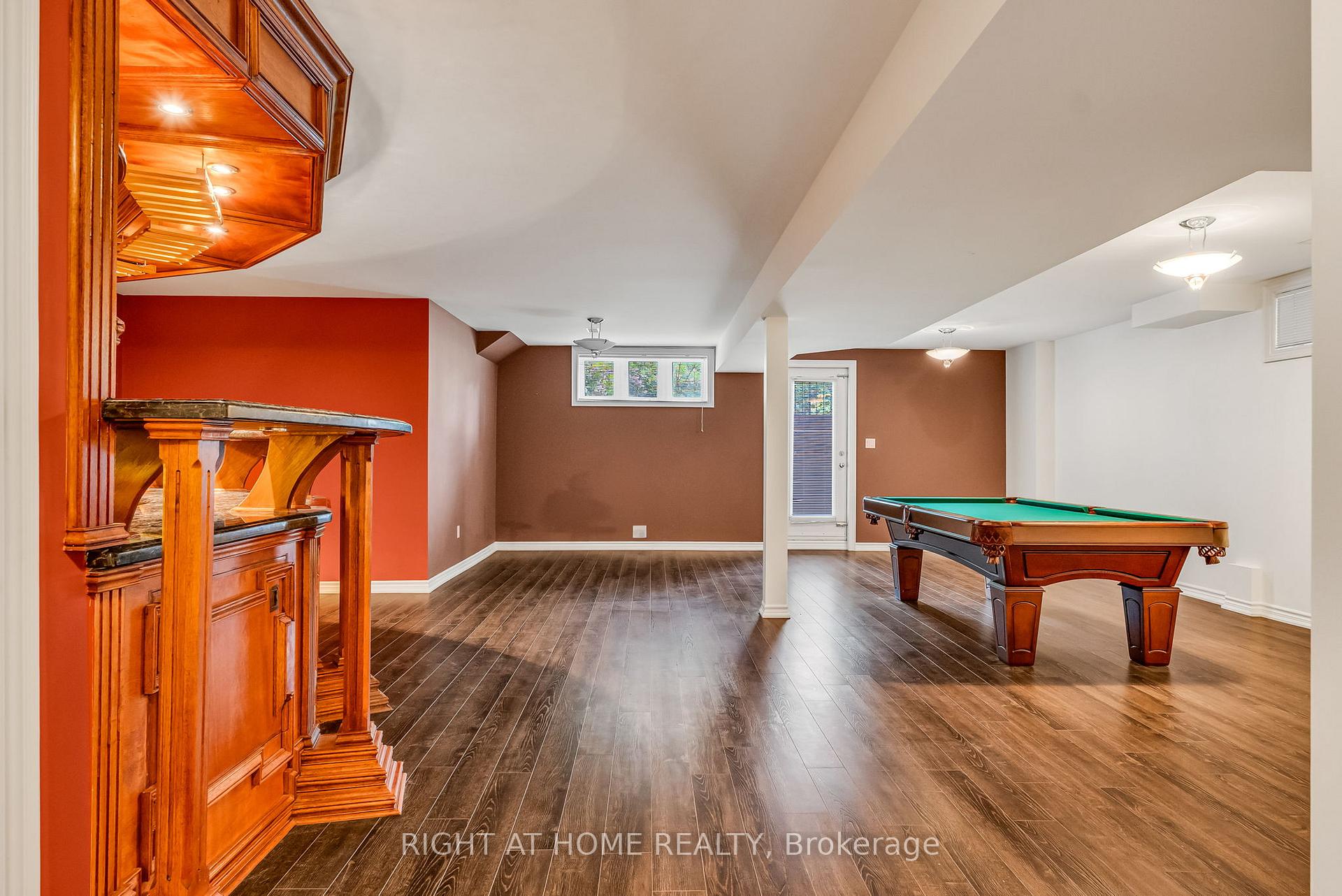 Photo 22 of 29 Pinewood Drive, Vaughan, Crestwood-Springfarm-Yorkhill — HOMEH