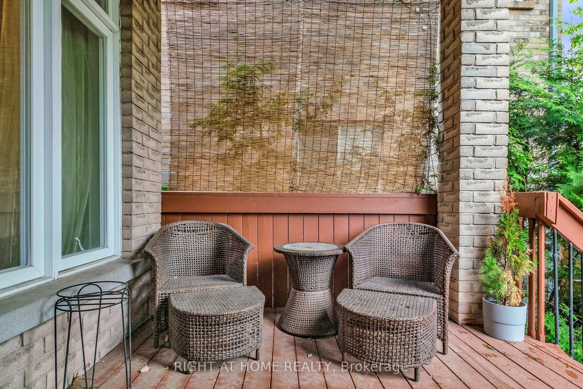 Photo 33 of 29 Pinewood Drive, Vaughan, Crestwood-Springfarm-Yorkhill — HOMEH