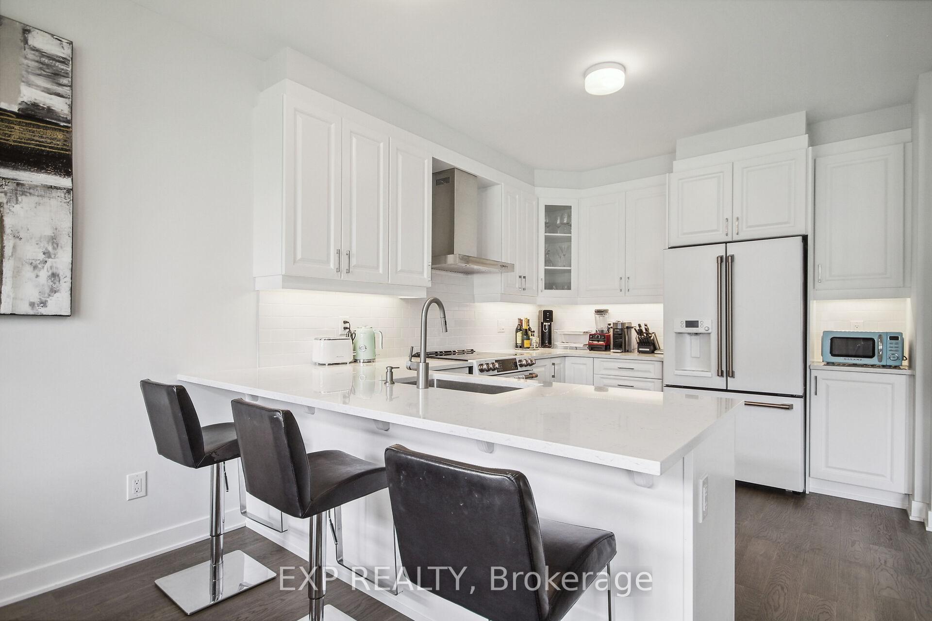 Photo 13 of 175 Yearling Circle, Ottawa, Goulbourn Twp From Franktown Rd/South To Rideau — HOMEH