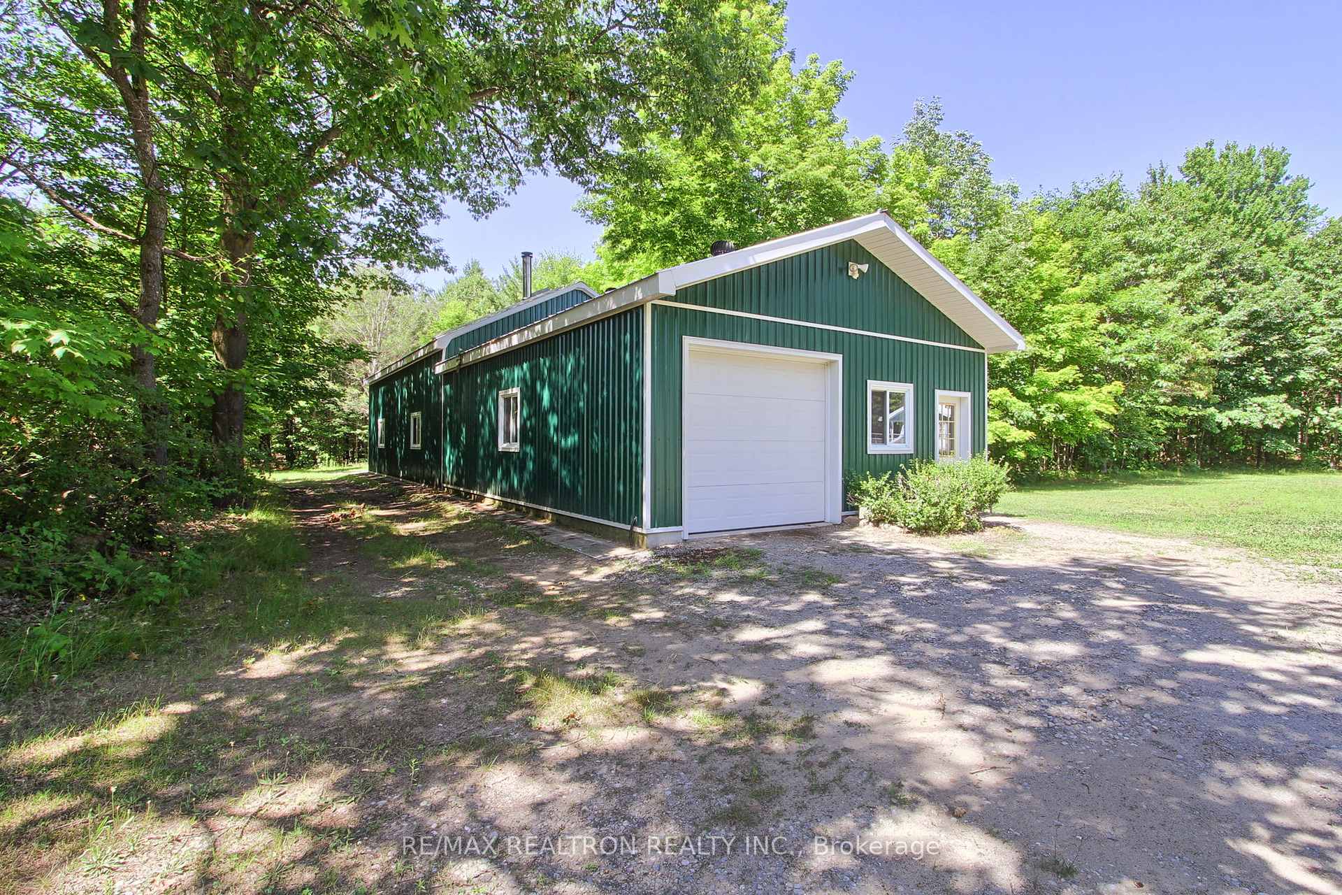 Photo 38 of 170 Concession 5 West Road, Tiny, Wyevale — HOMEH