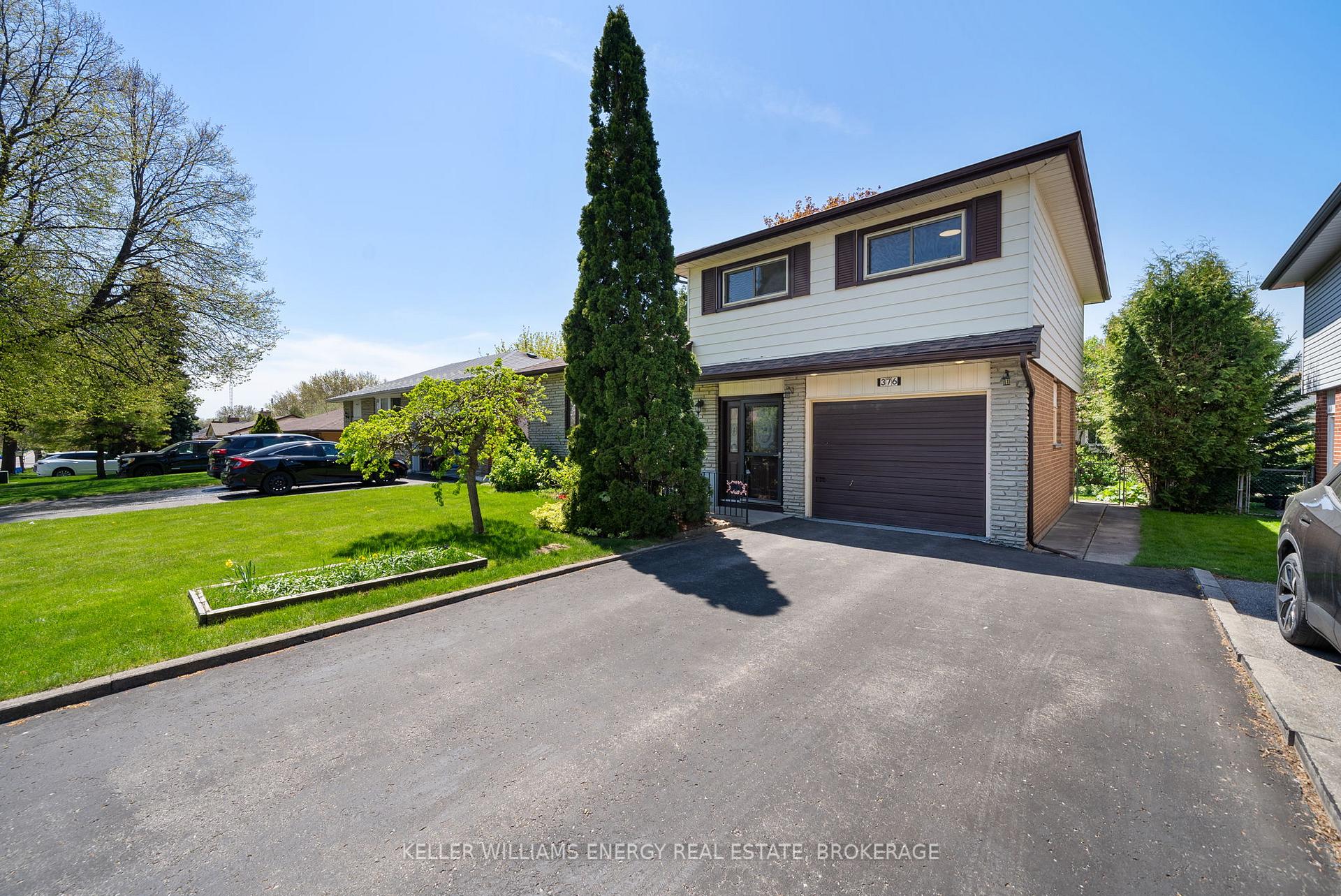 Photo 2 of 376 Waverly Street N, Oshawa, McLaughlin — HOMEH