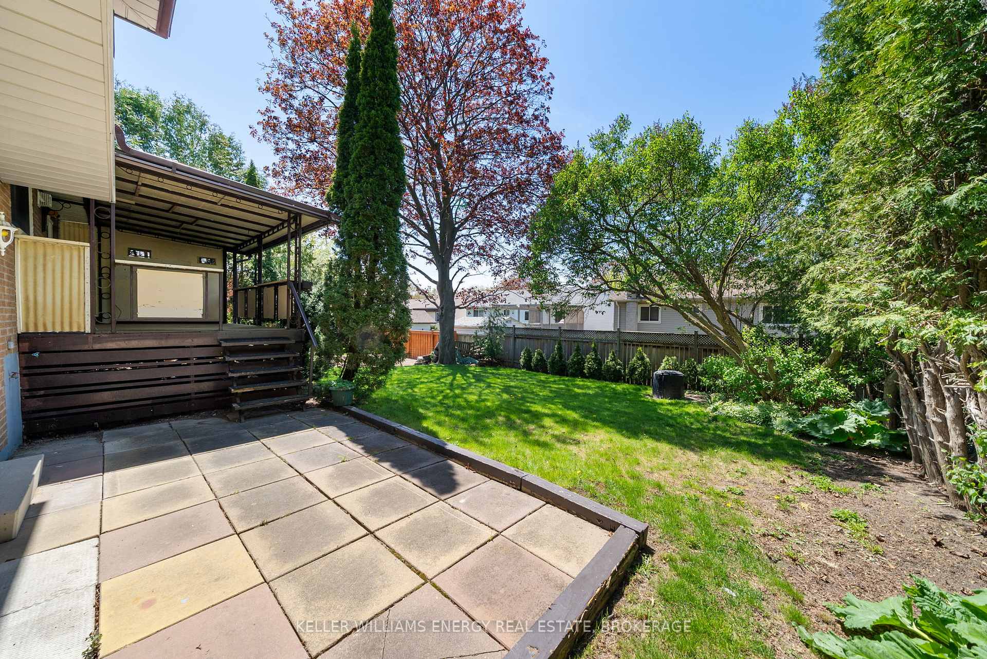 Photo 34 of 376 Waverly Street N, Oshawa, McLaughlin — HOMEH