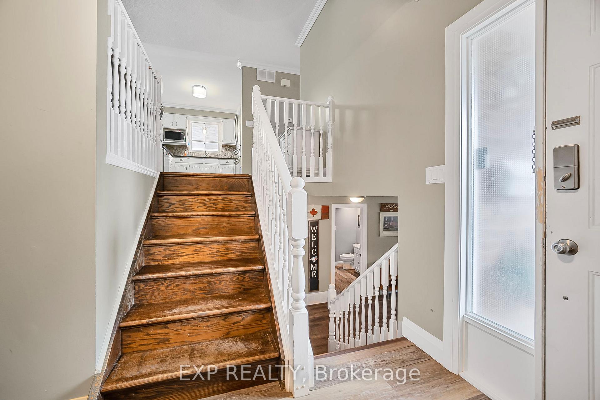 Photo 3 of 175 Southfield Drive, Strathroy-Caradoc, SW — HOMEH