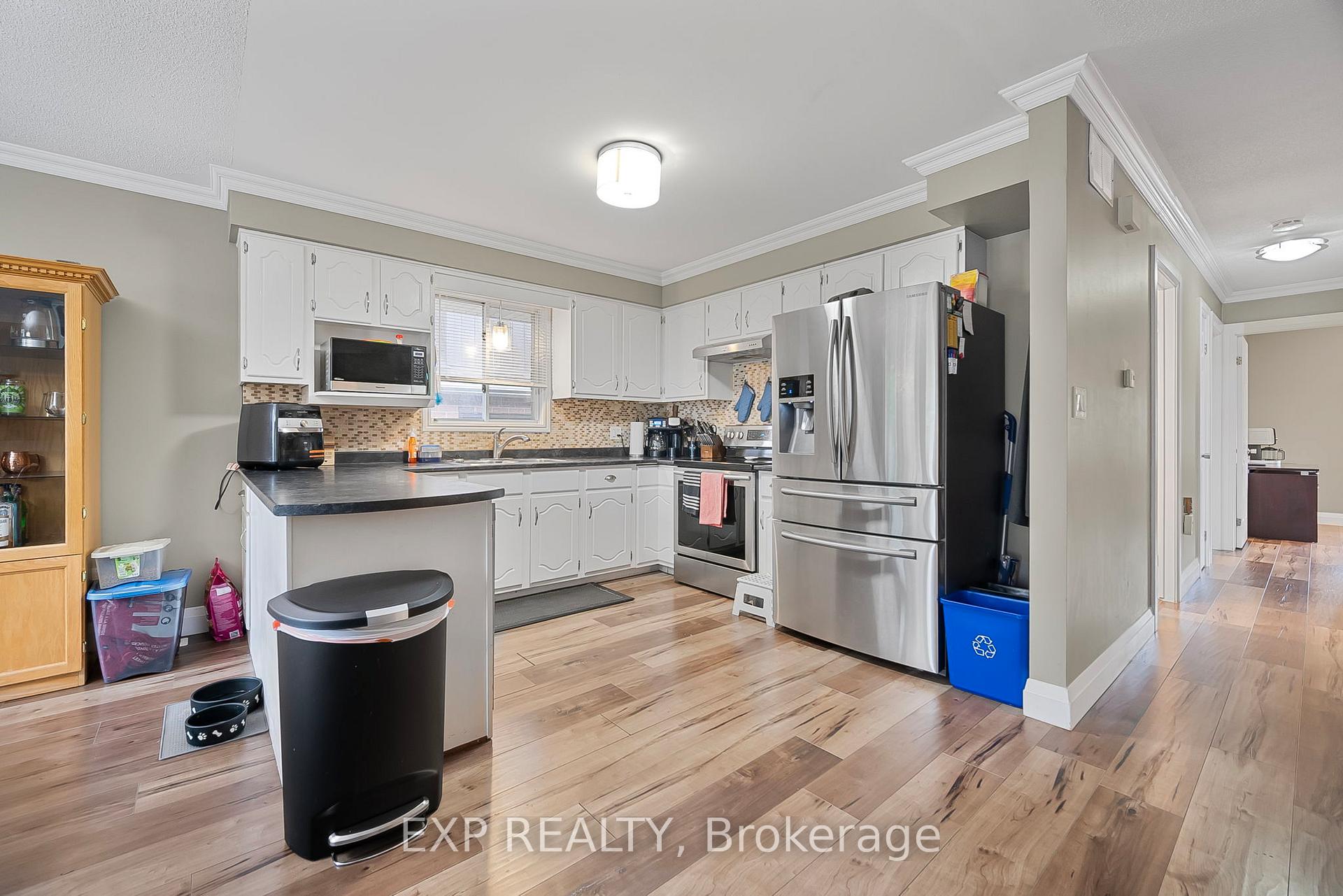 Photo 6 of 175 Southfield Drive, Strathroy-Caradoc, SW — HOMEH
