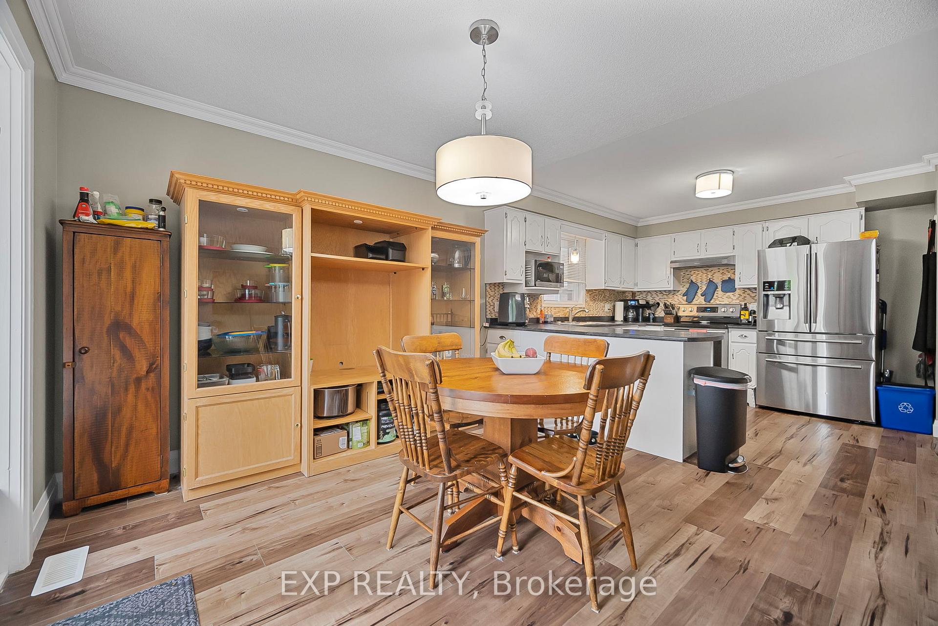 Photo 11 of 175 Southfield Drive, Strathroy-Caradoc, SW — HOMEH