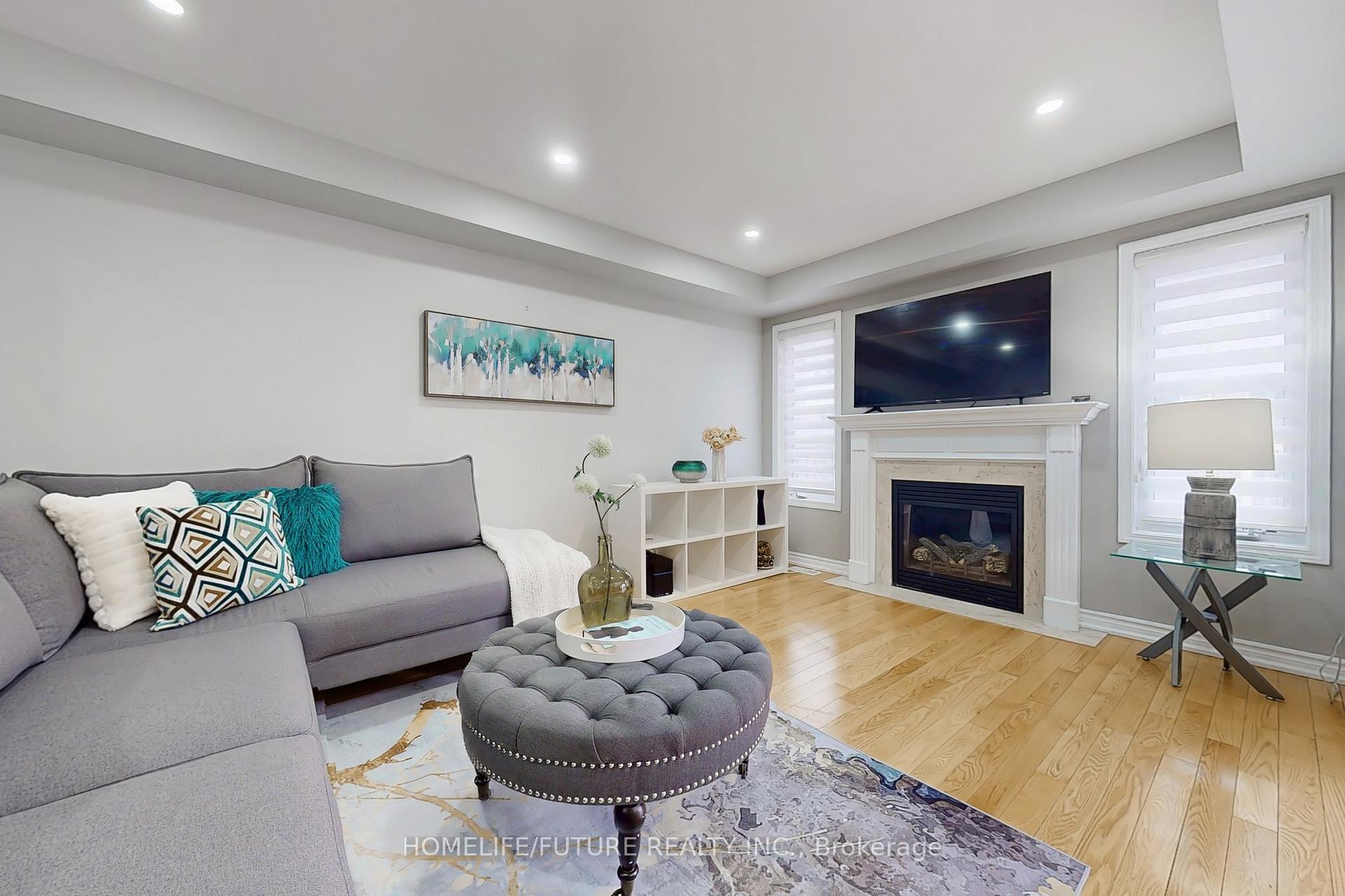 Photo 12 of 109 Elliottglen Drive, Ajax, Northeast Ajax — HOMEH