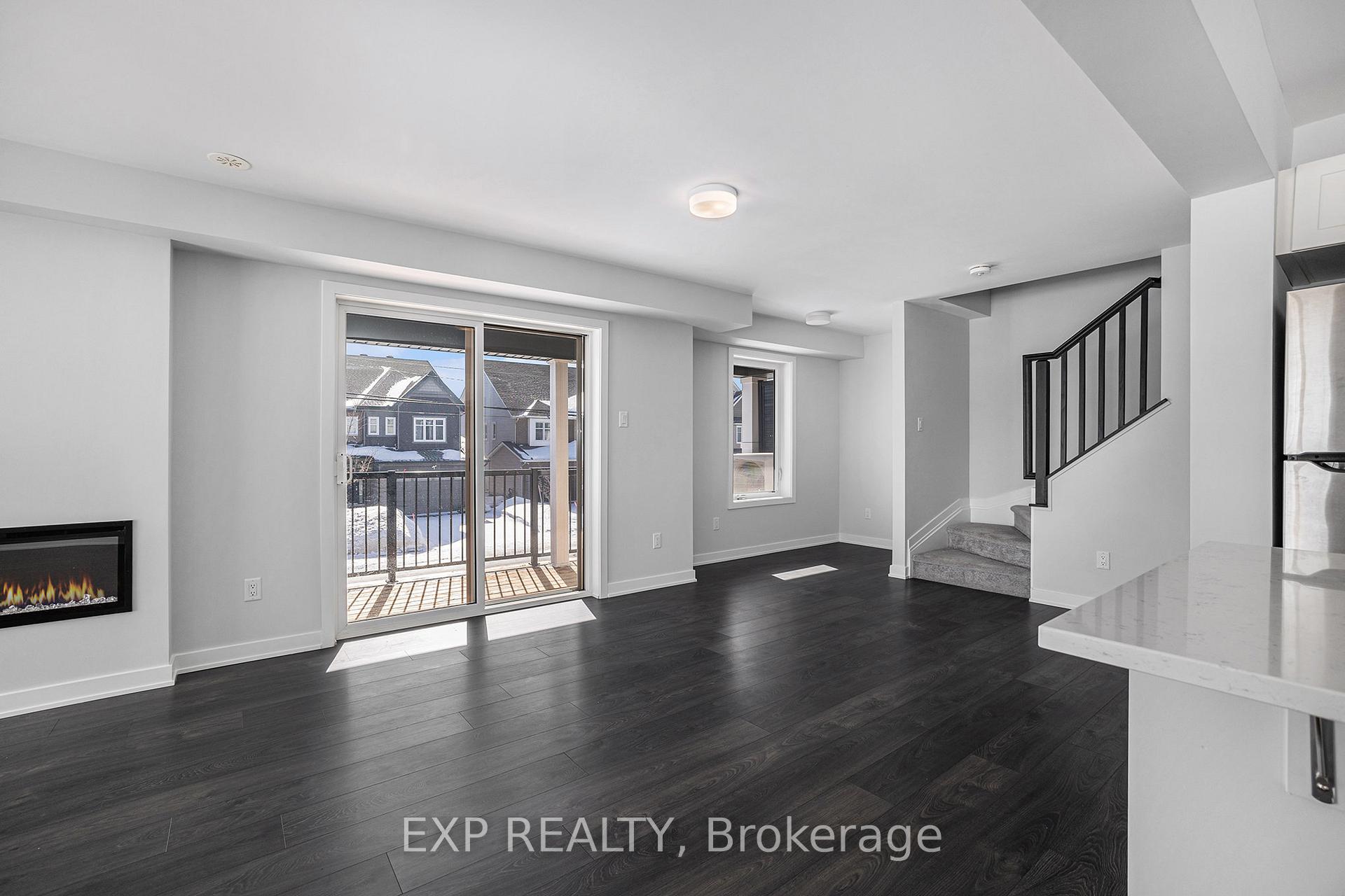 Photo 14 of 814 Kinstead, Ottawa, Stittsville (North) — HOMEH