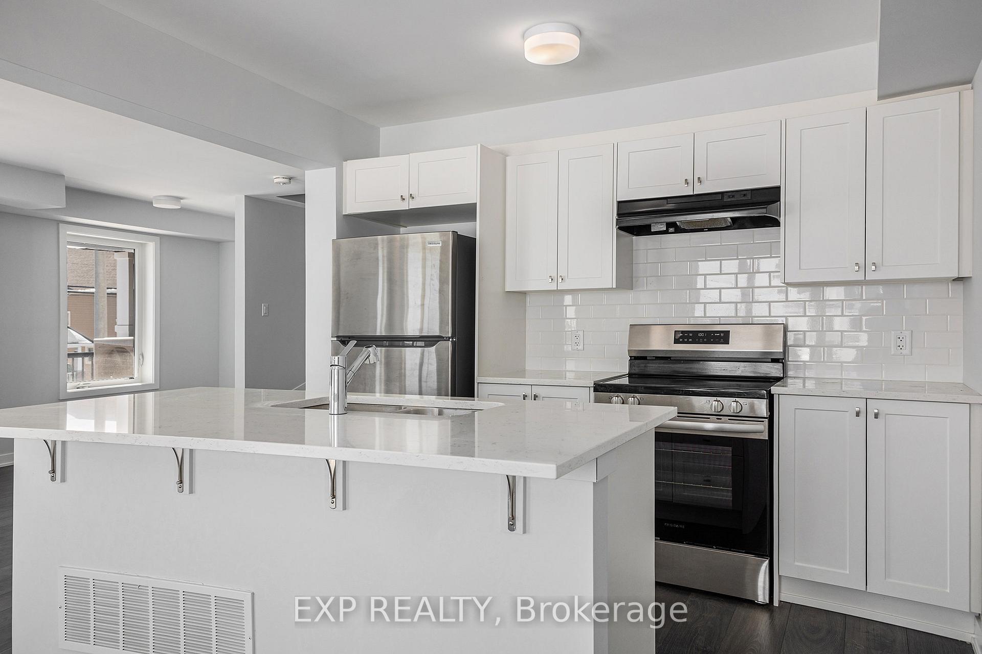 Photo 11 of 814 Kinstead, Ottawa, Stittsville (North) — HOMEH