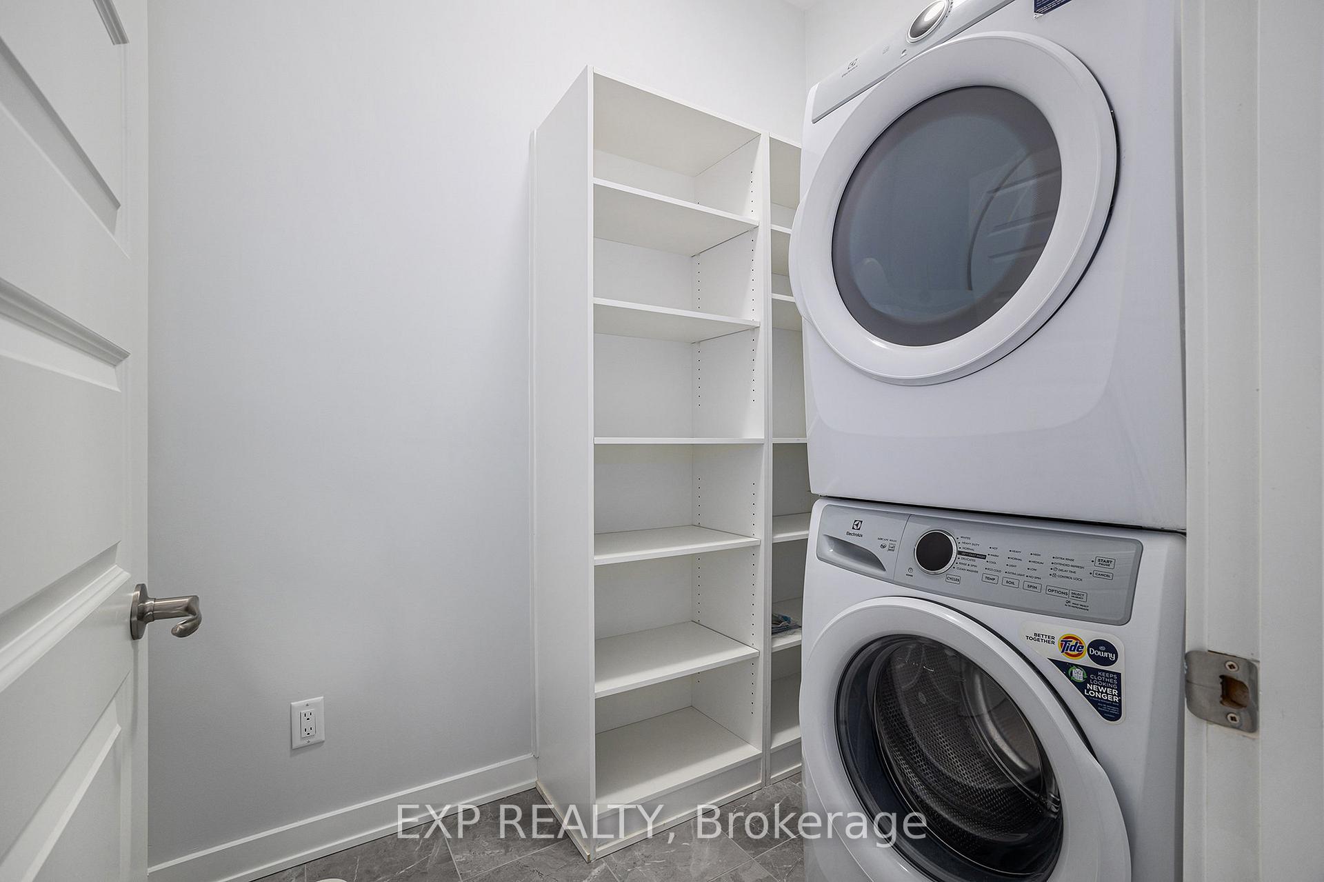 Photo 17 of 814 Kinstead, Ottawa, Stittsville (North) — HOMEH
