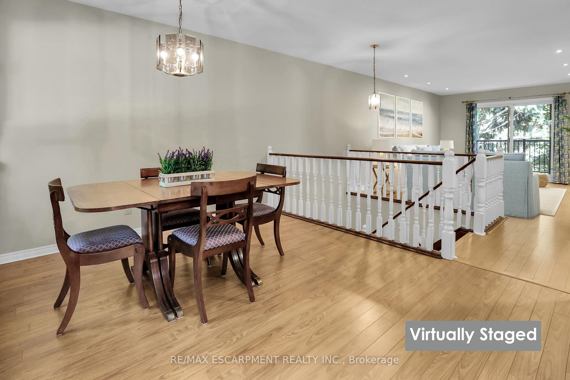 Photo 10 of 23 Robinson Street N, Grimsby, Grimsby East — HOMEH