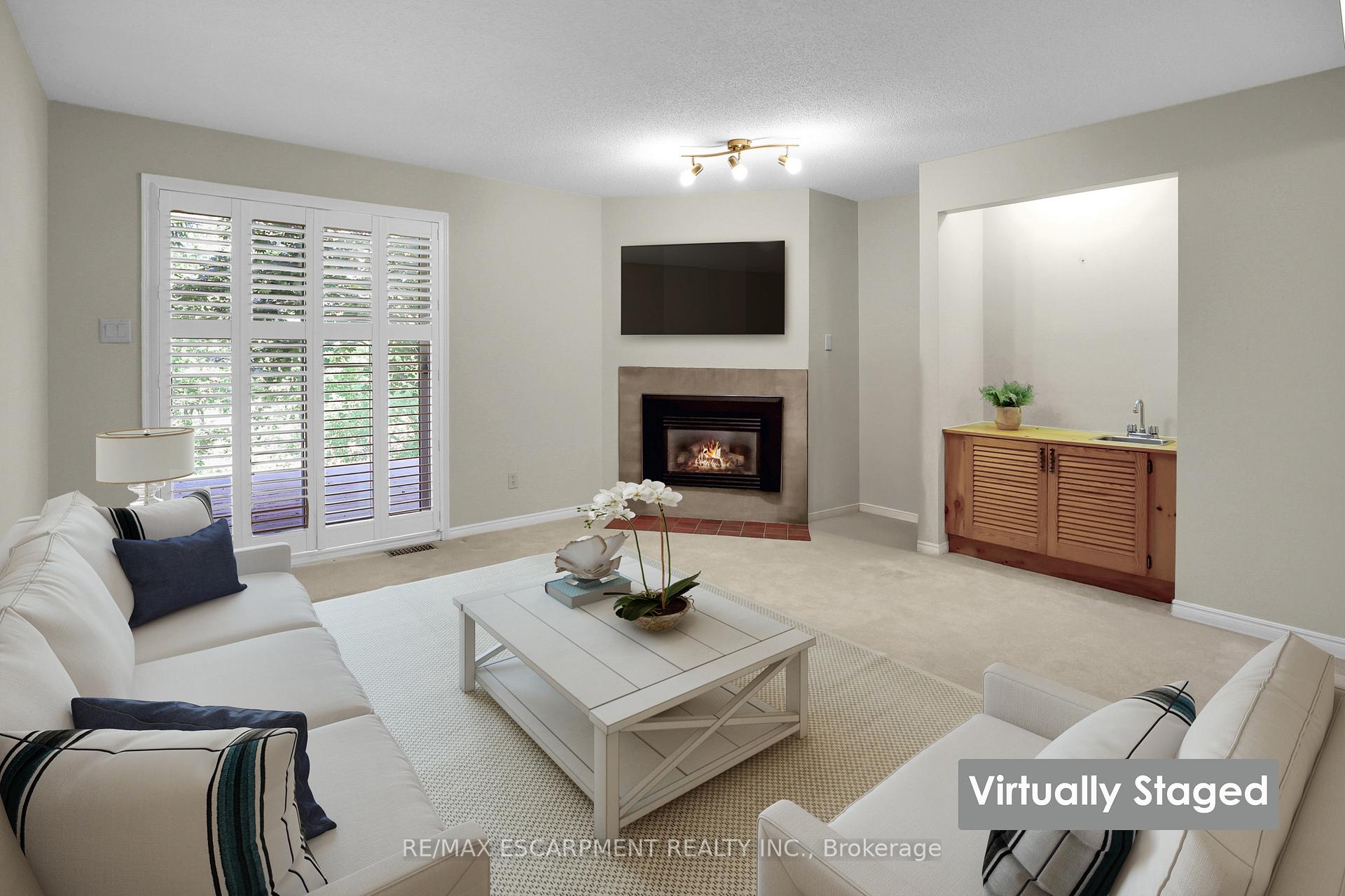 Photo 18 of 23 Robinson Street N, Grimsby, Grimsby East — HOMEH