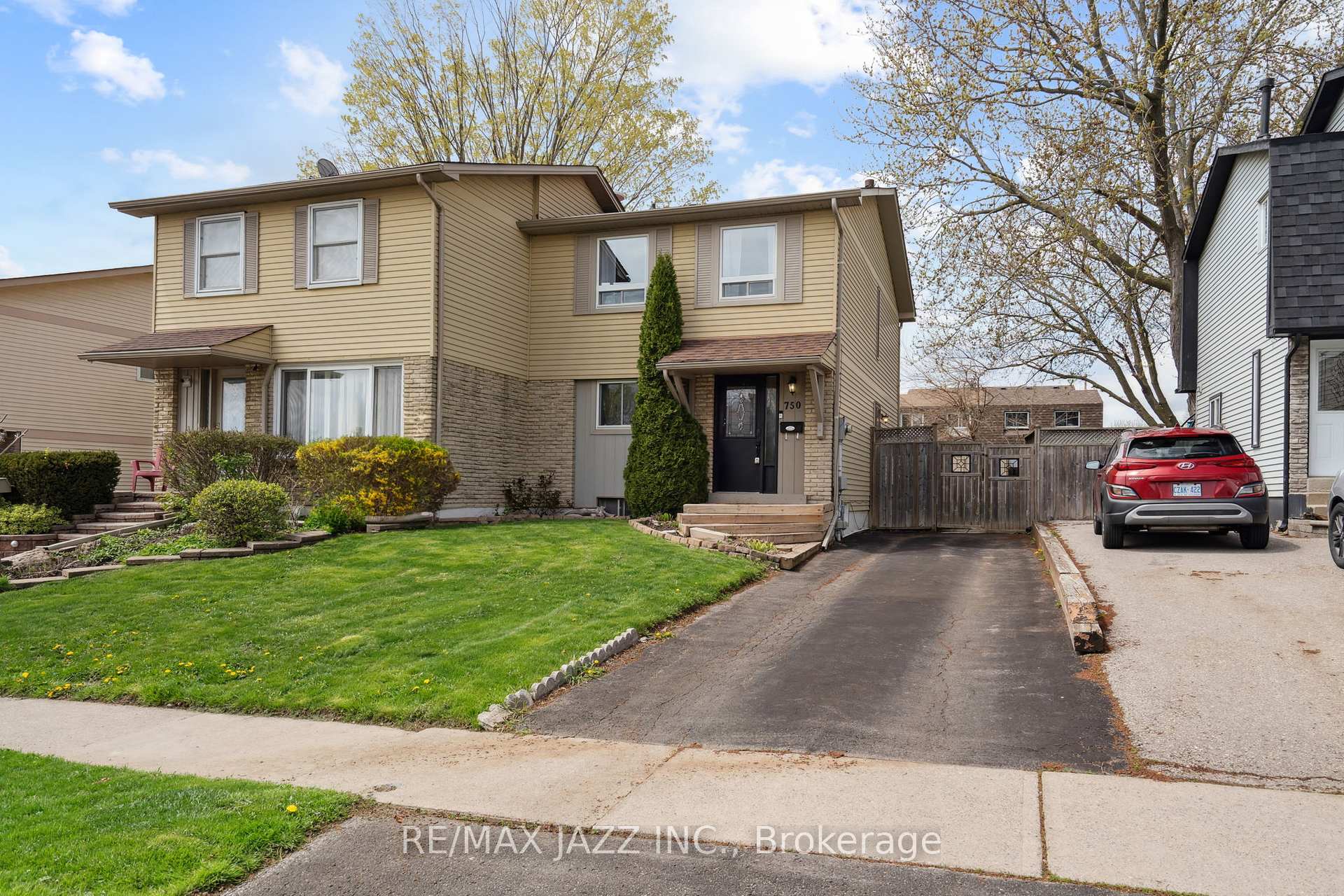 Photo 7 of 750 Hillcroft Street, Oshawa, Eastdale — HOMEH