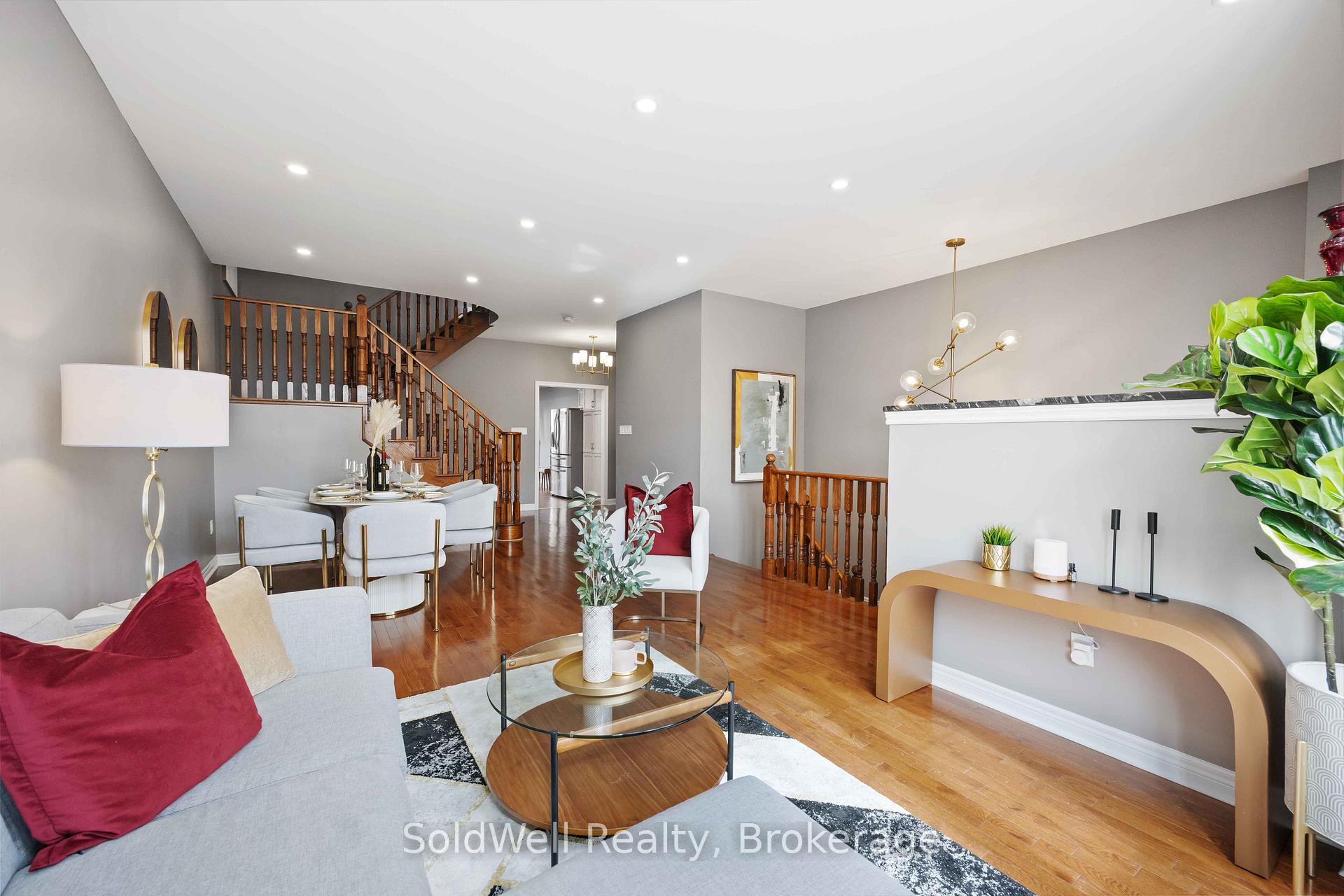 Photo 1 of Unit Unit 4, 700 Summeridge Drive, Vaughan, Patterson — HOMEH