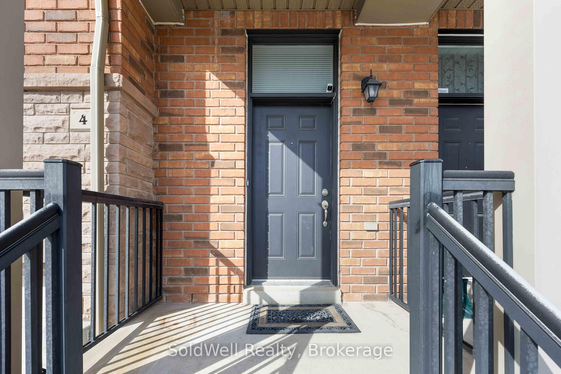 Photo 3 of Unit Unit 4, 700 Summeridge Drive, Vaughan, Patterson — HOMEH