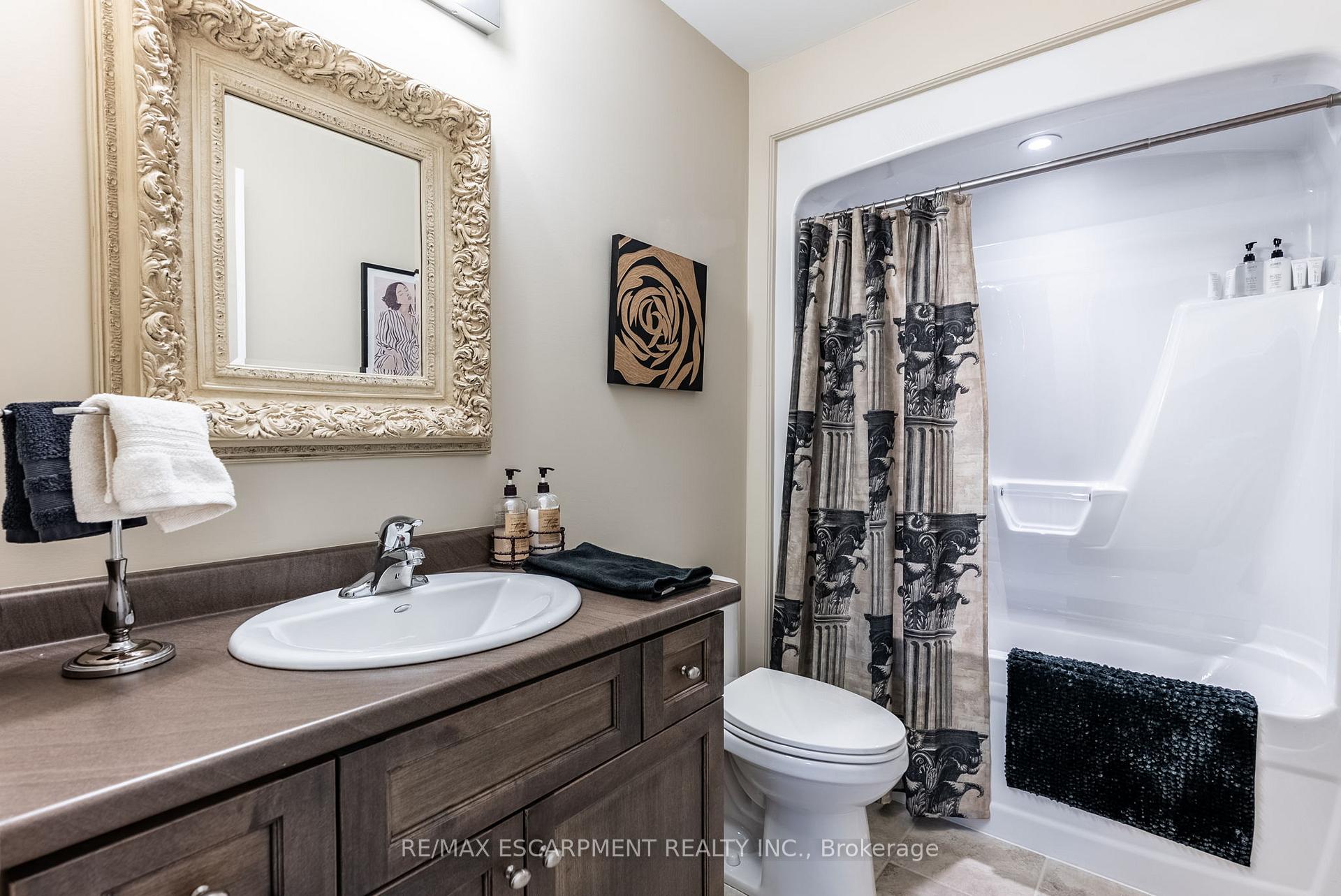 Photo 23 of 20 Chestnut Drive, Guelph/Eramosa, Rockwood — HOMEH