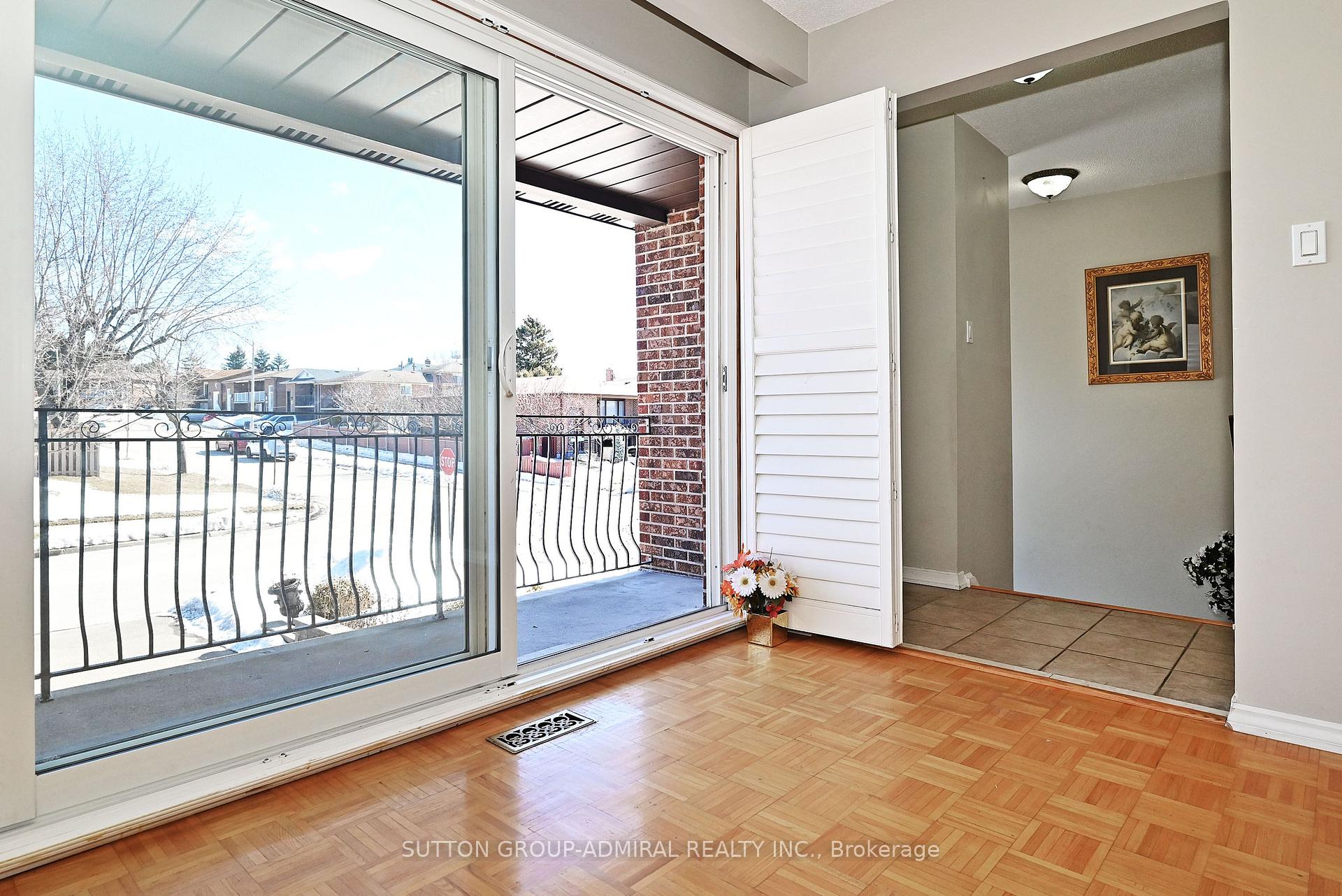 Photo 4 of 50 Alliston Road, Vaughan, East Woodbridge — HOMEH