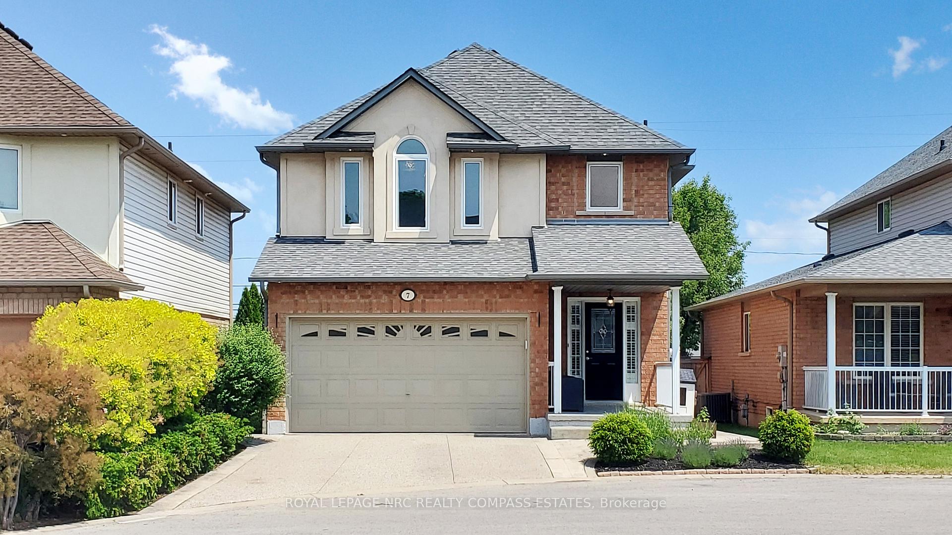 Front of 7 Vidal Court