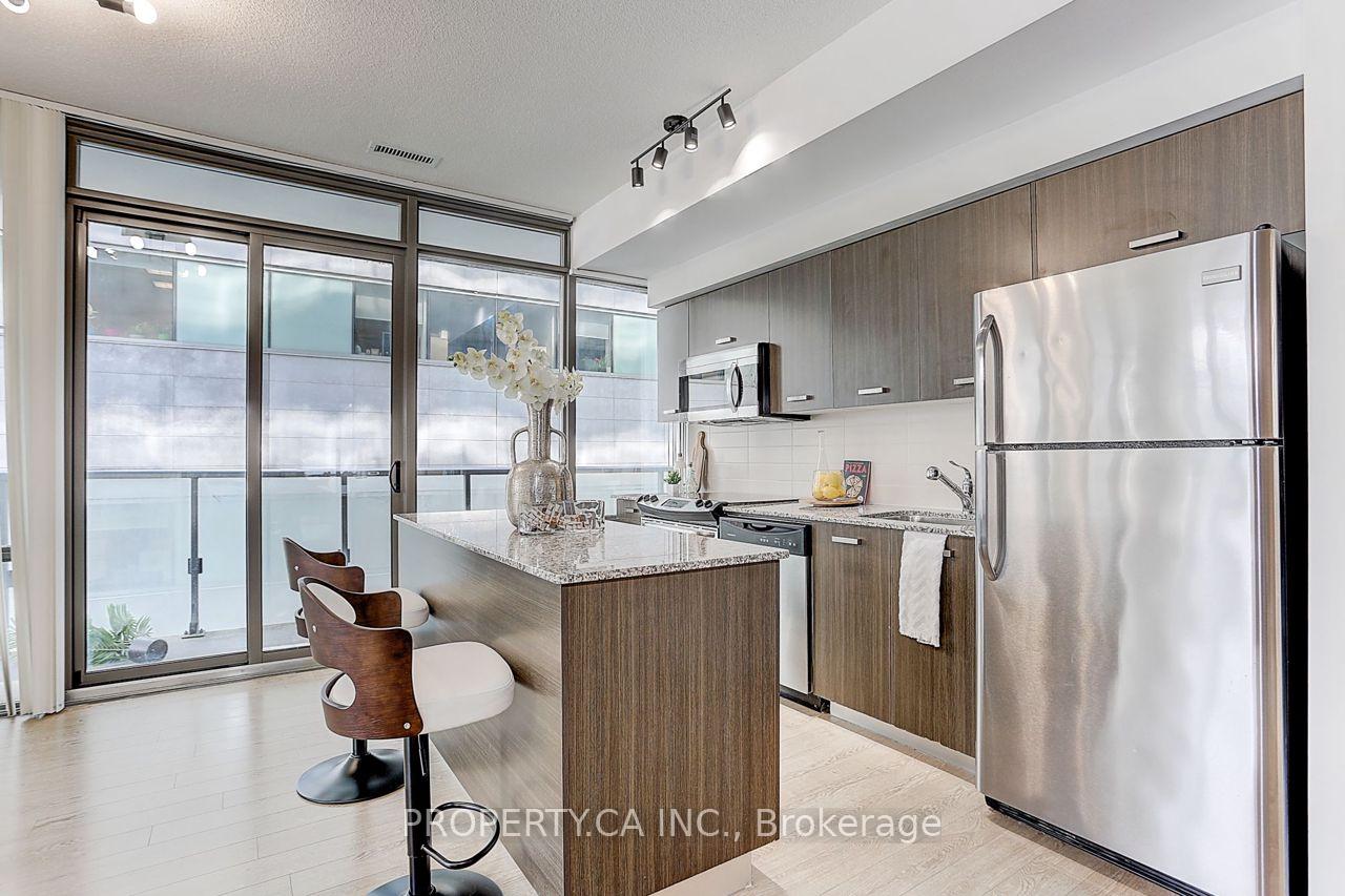Photo 26 of Unit 710, 832 Bay Street, Toronto, Bay Street Corridor — HOMEH