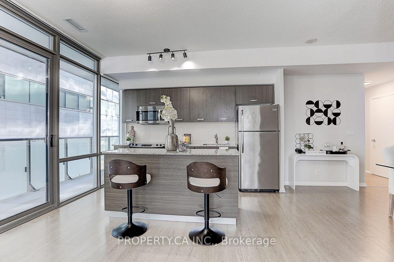 Photo 36 of Unit 710, 832 Bay Street, Toronto, Bay Street Corridor — HOMEH