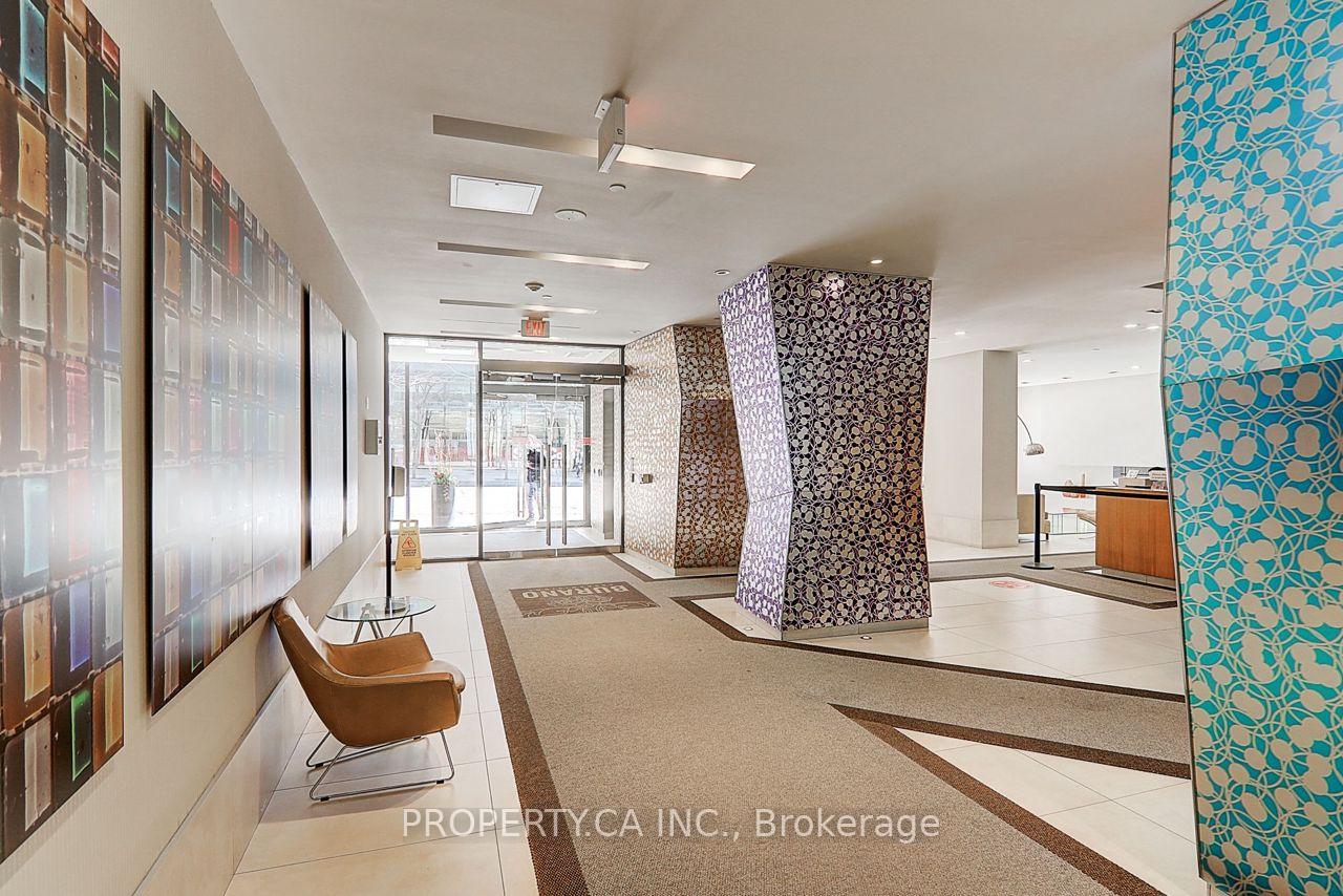 Photo 34 of Unit 710, 832 Bay Street, Toronto, Bay Street Corridor — HOMEH