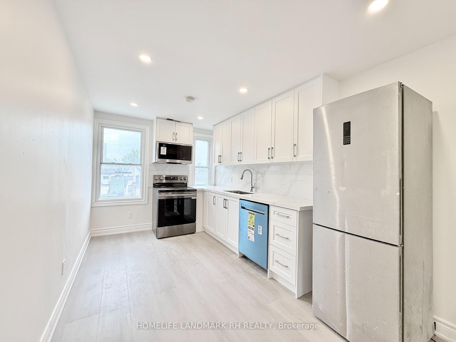 Photo 5 of Unit 401, 414 Dundas Street W, Toronto, Kensington-Chinatown — HOMEH