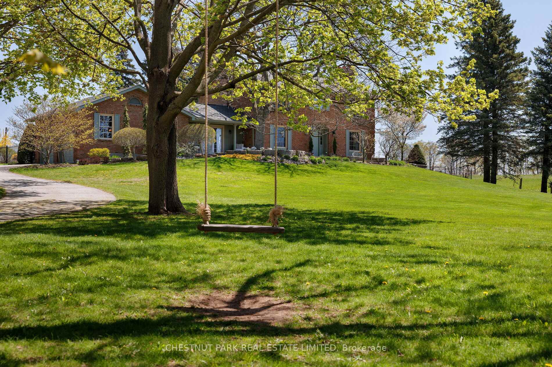 Photo 40 of 2410 Ashbridge Road, Scugog, Rural Scugog — HOMEH