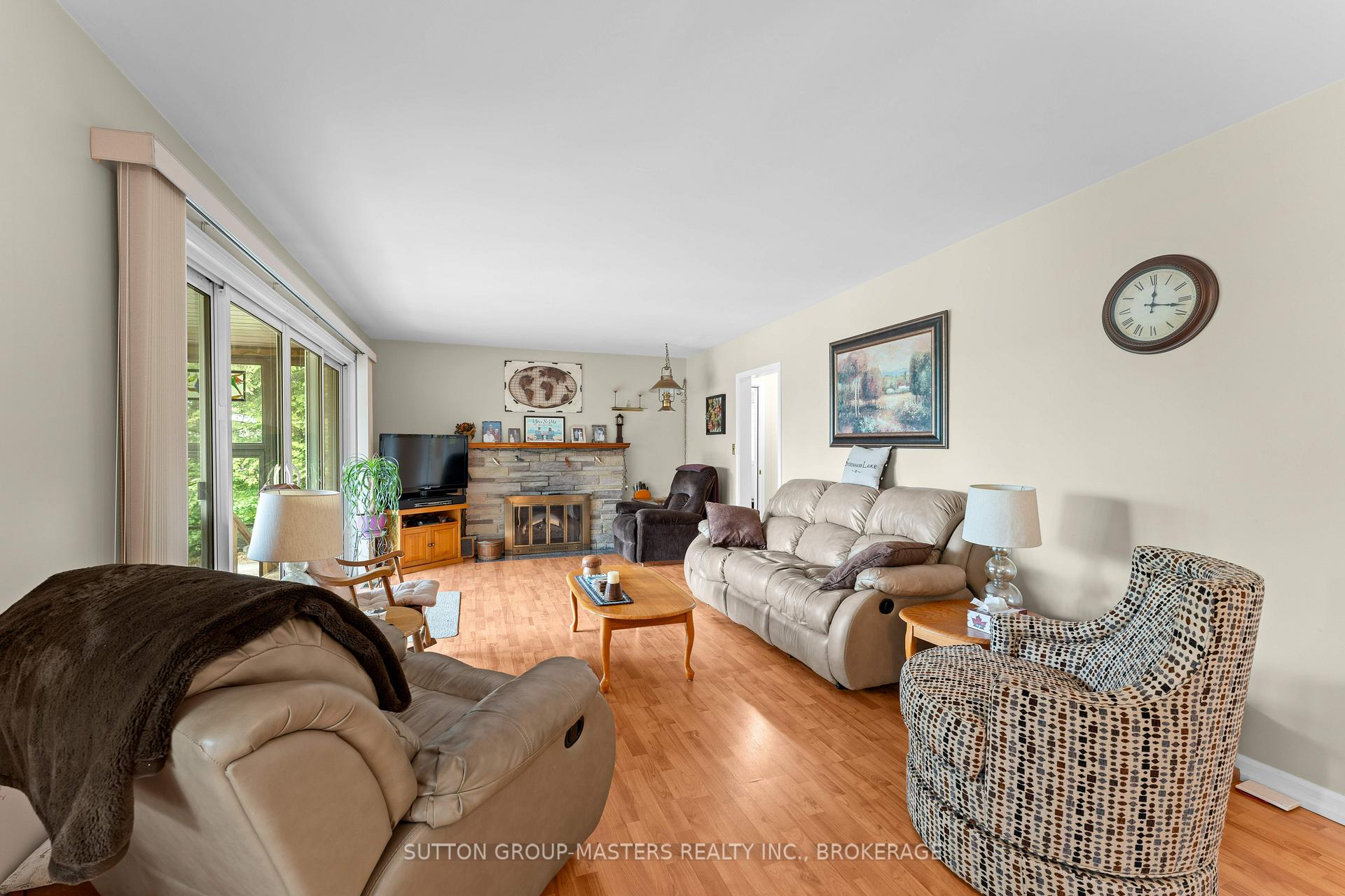 Photo 4 of 4667 Clearwater Road, Frontenac, Frontenac South — HOMEH