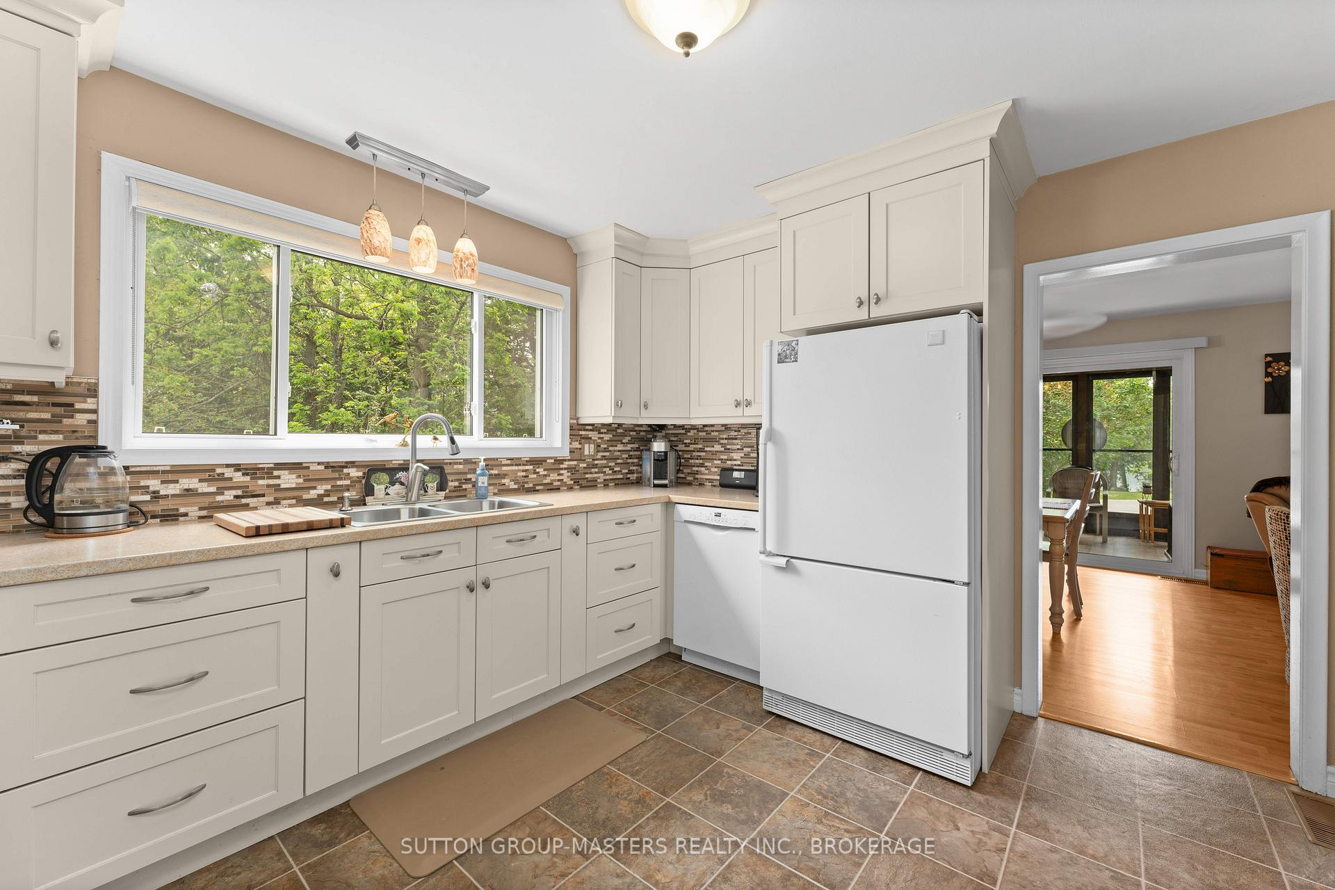 Photo 9 of 4667 Clearwater Road, Frontenac, Frontenac South — HOMEH