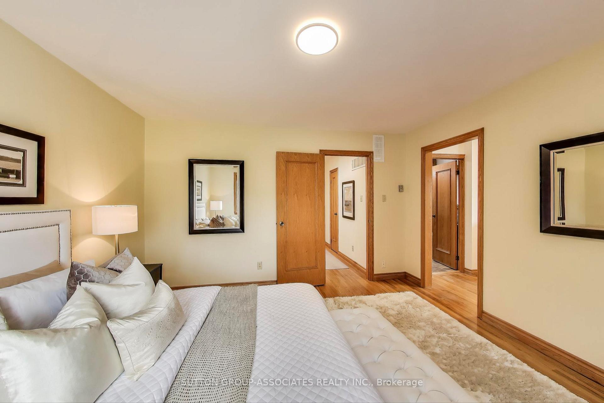 Photo 18 of 368 Douglas Avenue, Toronto, Bedford Park-Nortown — HOMEH