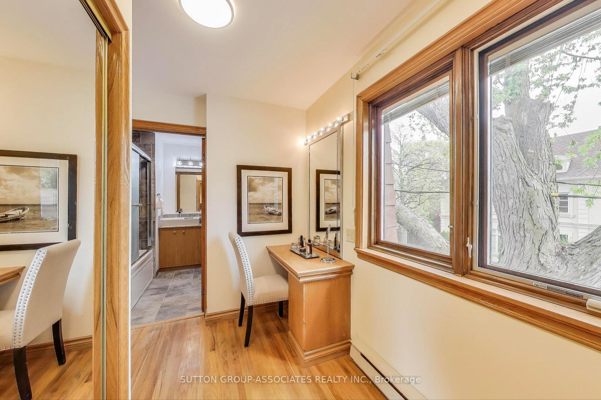 Photo 4 of 368 Douglas Avenue, Toronto, Bedford Park-Nortown — HOMEH