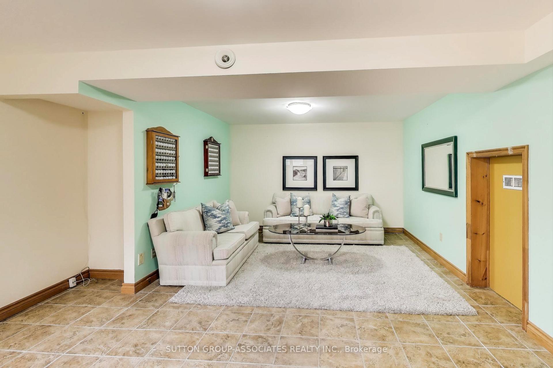 Photo 19 of 368 Douglas Avenue, Toronto, Bedford Park-Nortown — HOMEH
