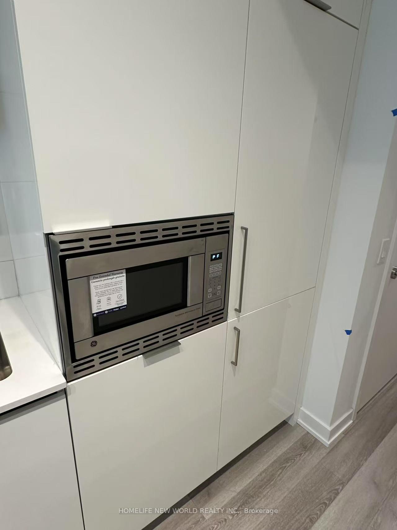 Photo 3 of Unit 1028, 230 Simcoe Street, Toronto, Kensington-Chinatown — HOMEH