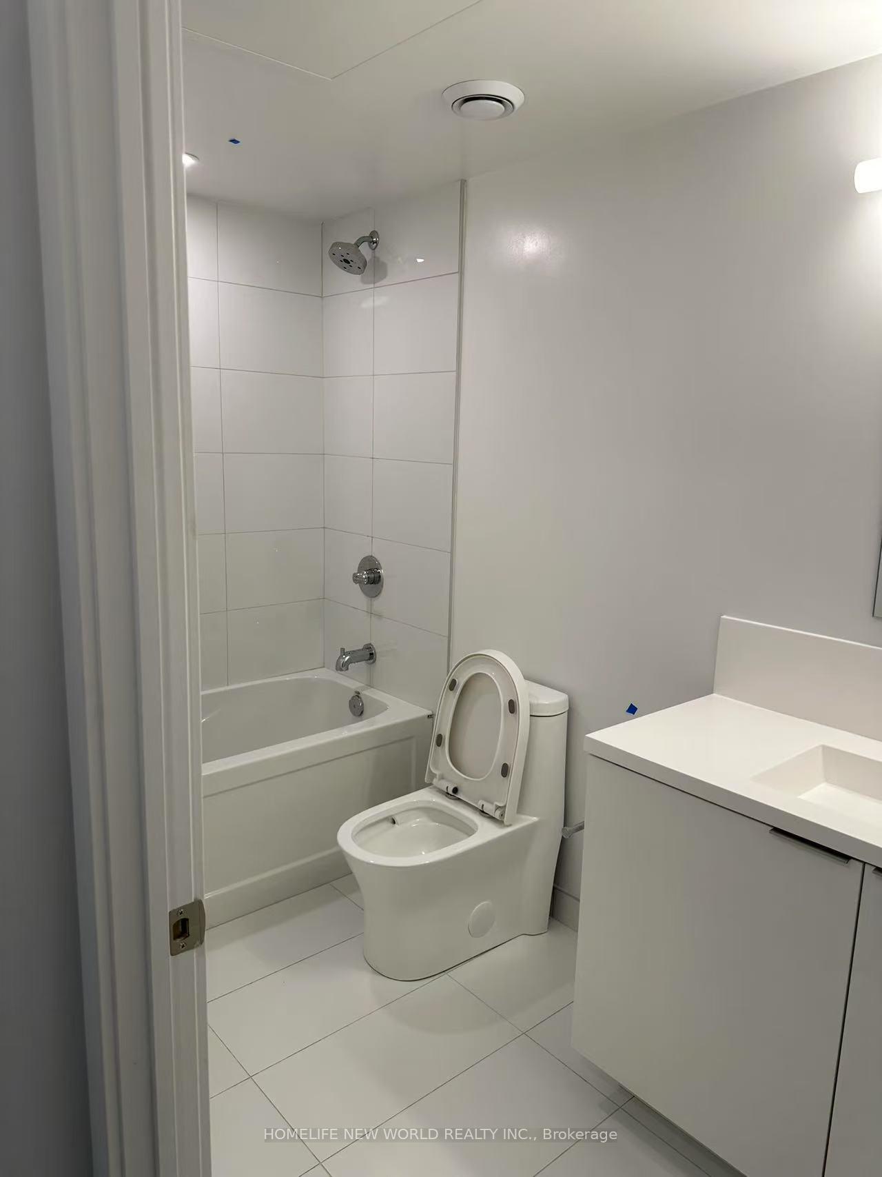 Photo 5 of Unit 1028, 230 Simcoe Street, Toronto, Kensington-Chinatown — HOMEH
