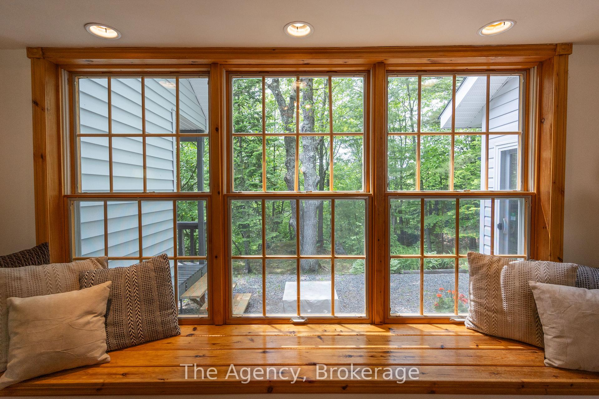 Photo 5 of 1411 Cedar Lane, Bracebridge, Macaulay — HOMEH