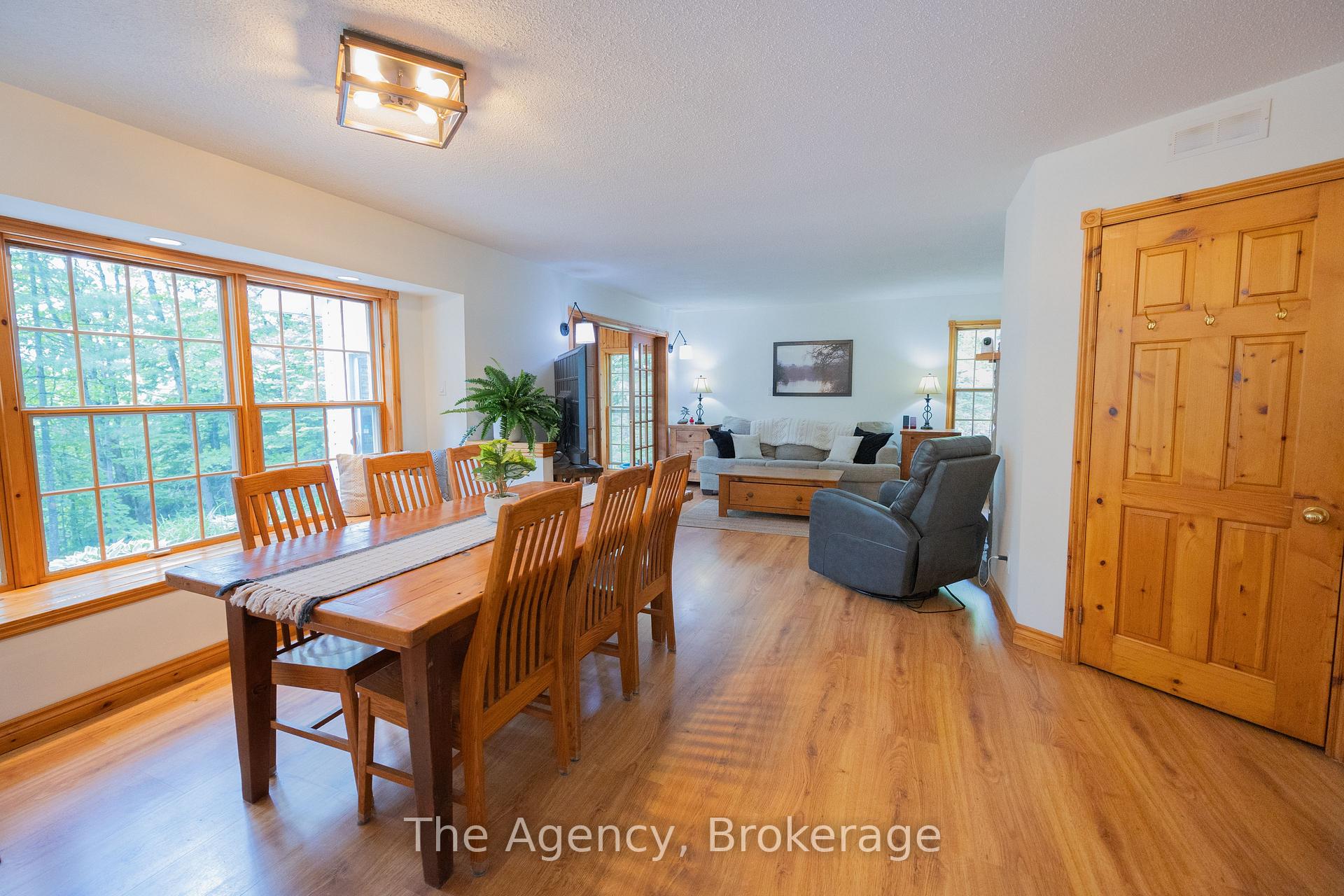 Photo 15 of 1411 Cedar Lane, Bracebridge, Macaulay — HOMEH