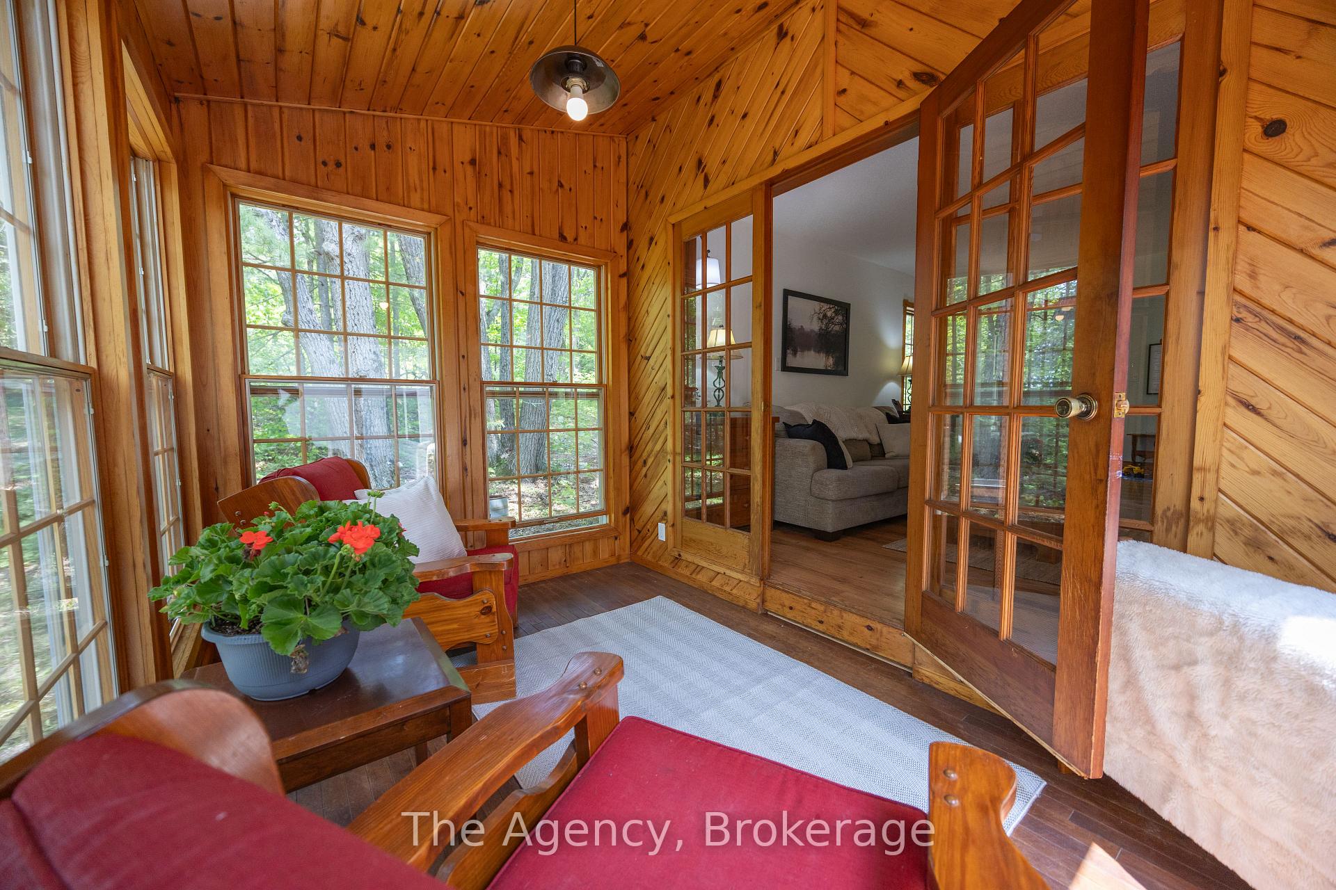 Photo 11 of 1411 Cedar Lane, Bracebridge, Macaulay — HOMEH
