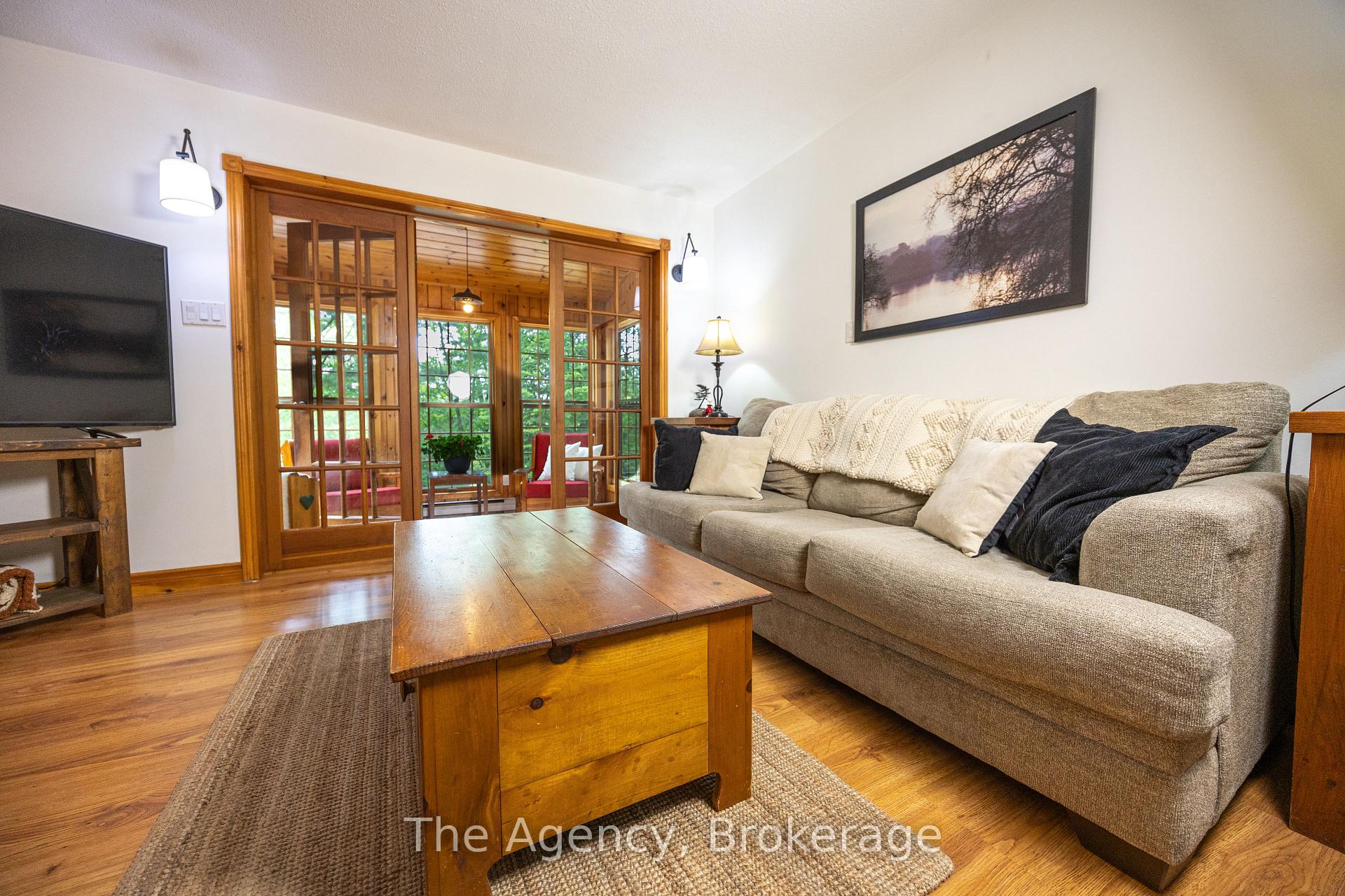 Photo 3 of 1411 Cedar Lane, Bracebridge, Macaulay — HOMEH