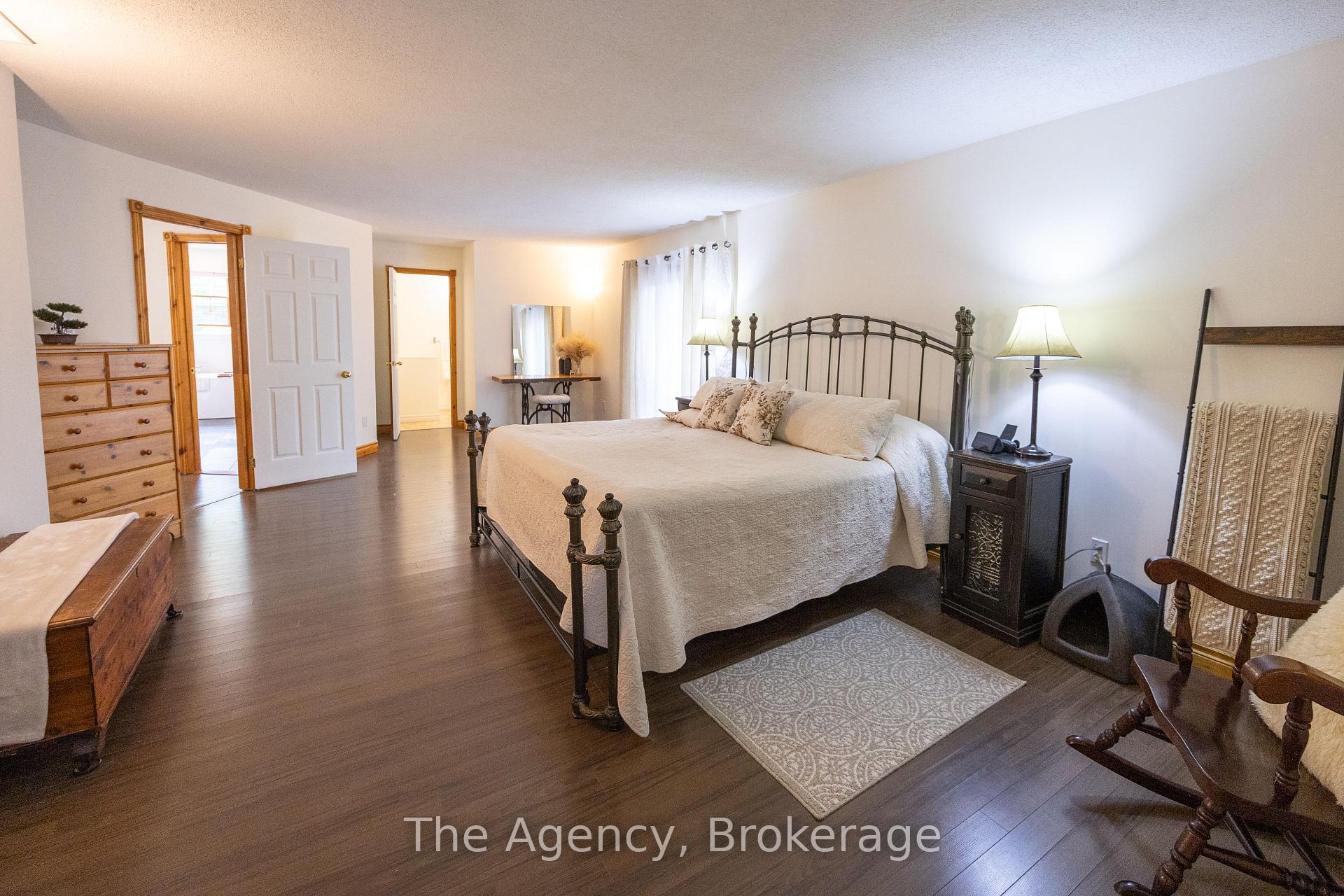 Photo 7 of 1411 Cedar Lane, Bracebridge, Macaulay — HOMEH