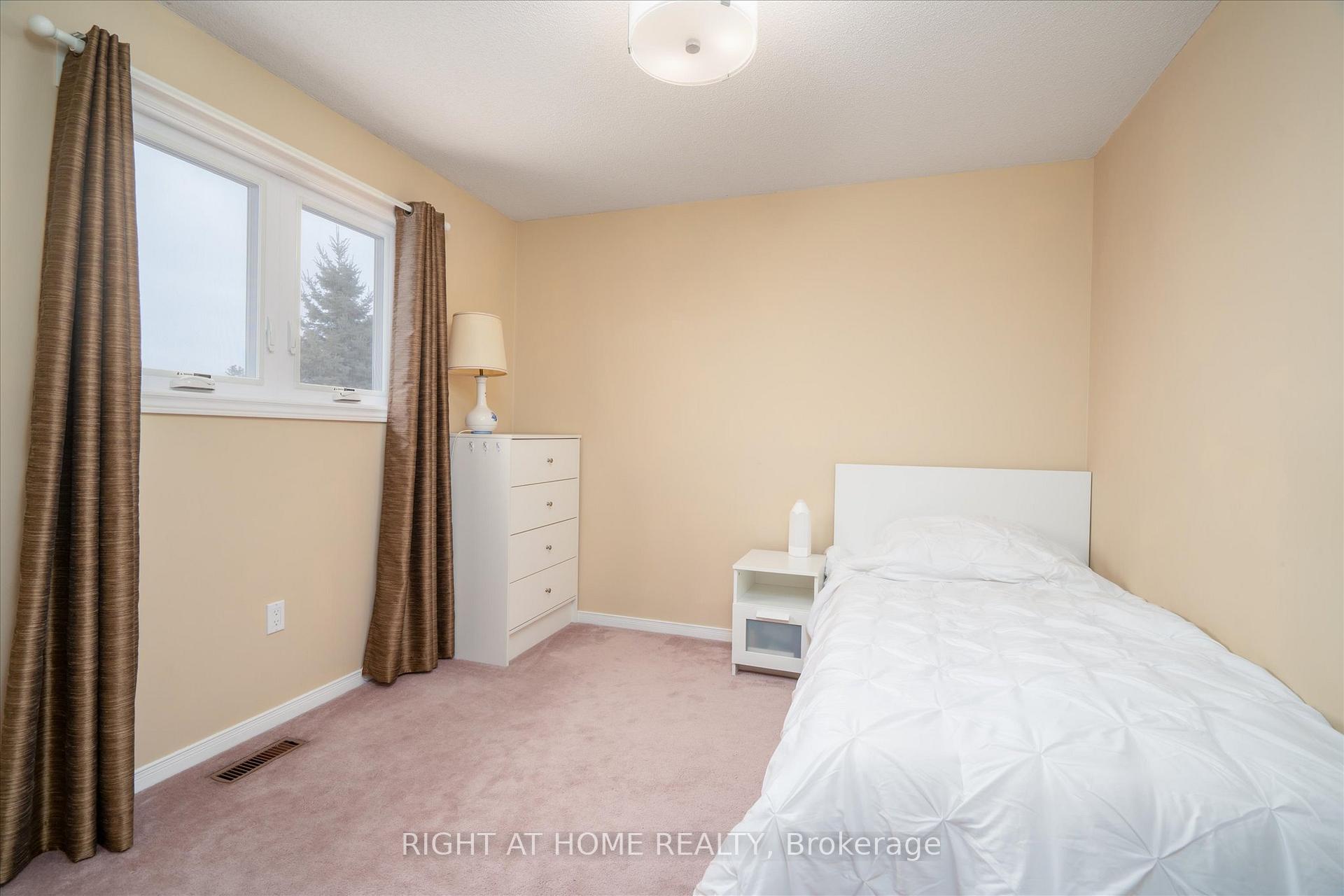 Photo 15 of 12 Pollard Crescent, Ajax, Central West — HOMEH
