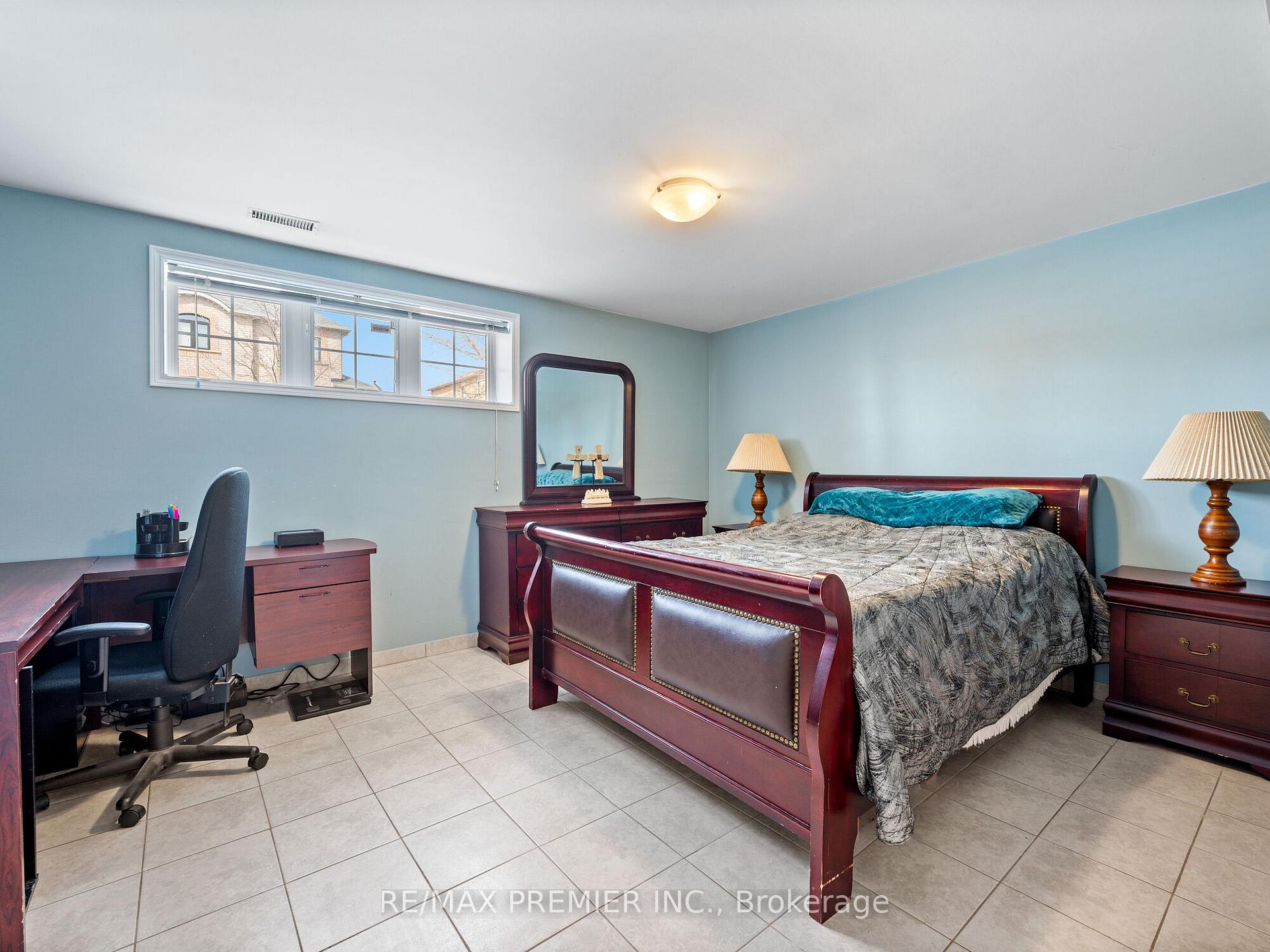 Photo 20 of 1 Shady Glen Crescent, Caledon, Bolton East — HOMEH