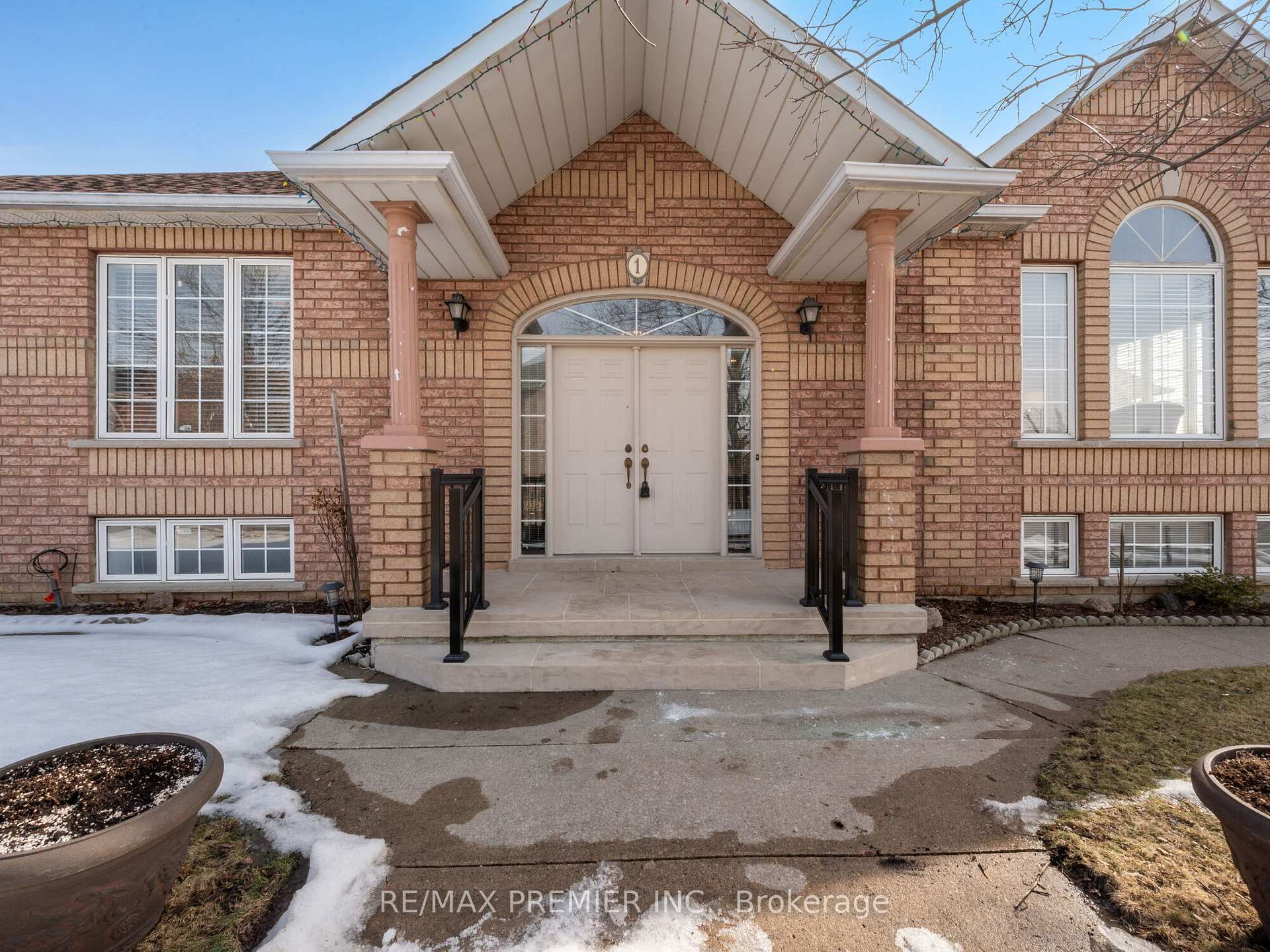 Photo 30 of 1 Shady Glen Crescent, Caledon, Bolton East — HOMEH