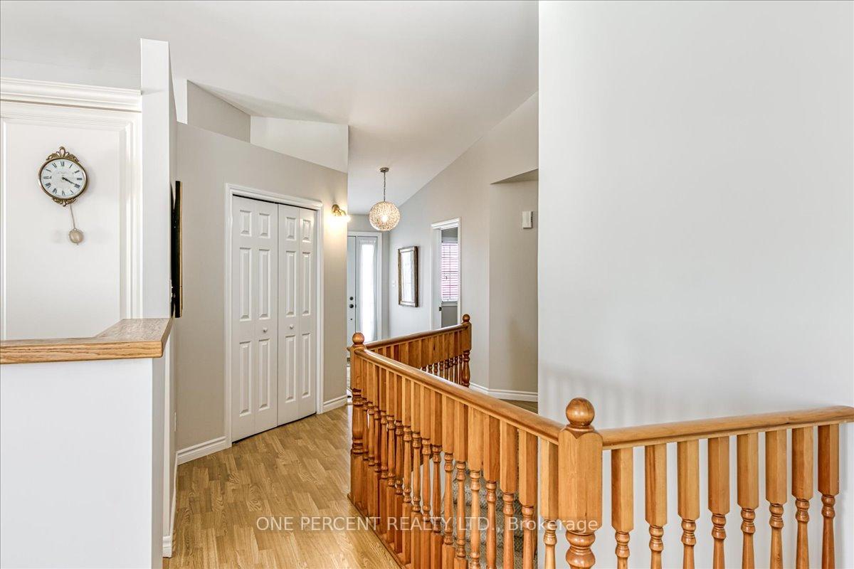 Photo 16 of 55 Park Place Drive, Sault Ste Marie — HOMEH