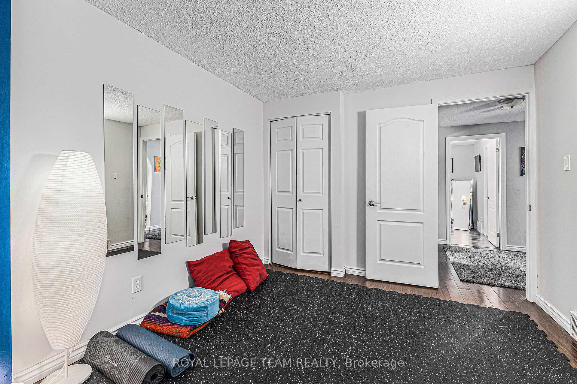 Photo 20 of 22 Ormsby Drive, Ottawa, Richmond — HOMEH