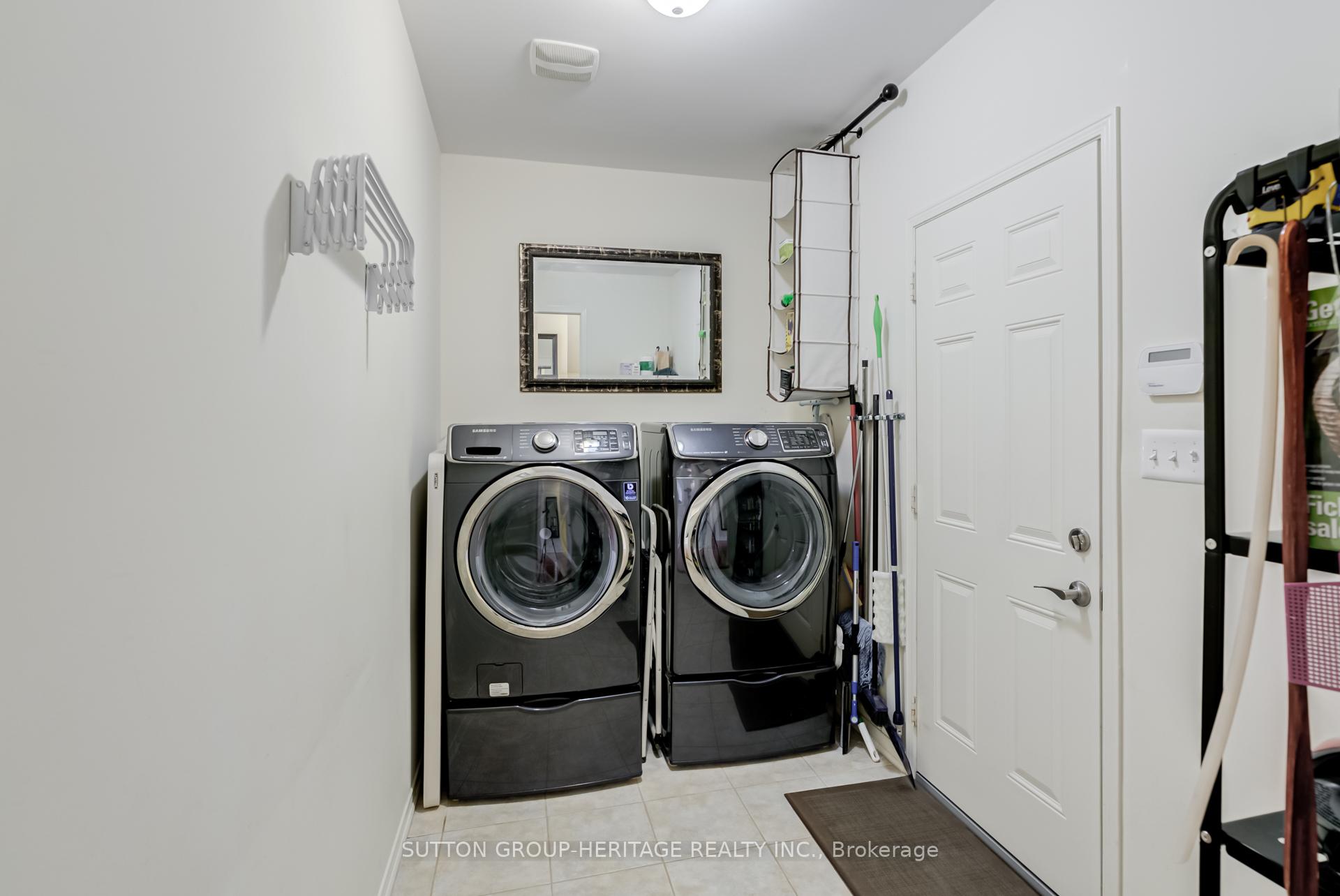 Photo 14 of 162 Ice Palace Crescent E, Oshawa, Windfields — HOMEH